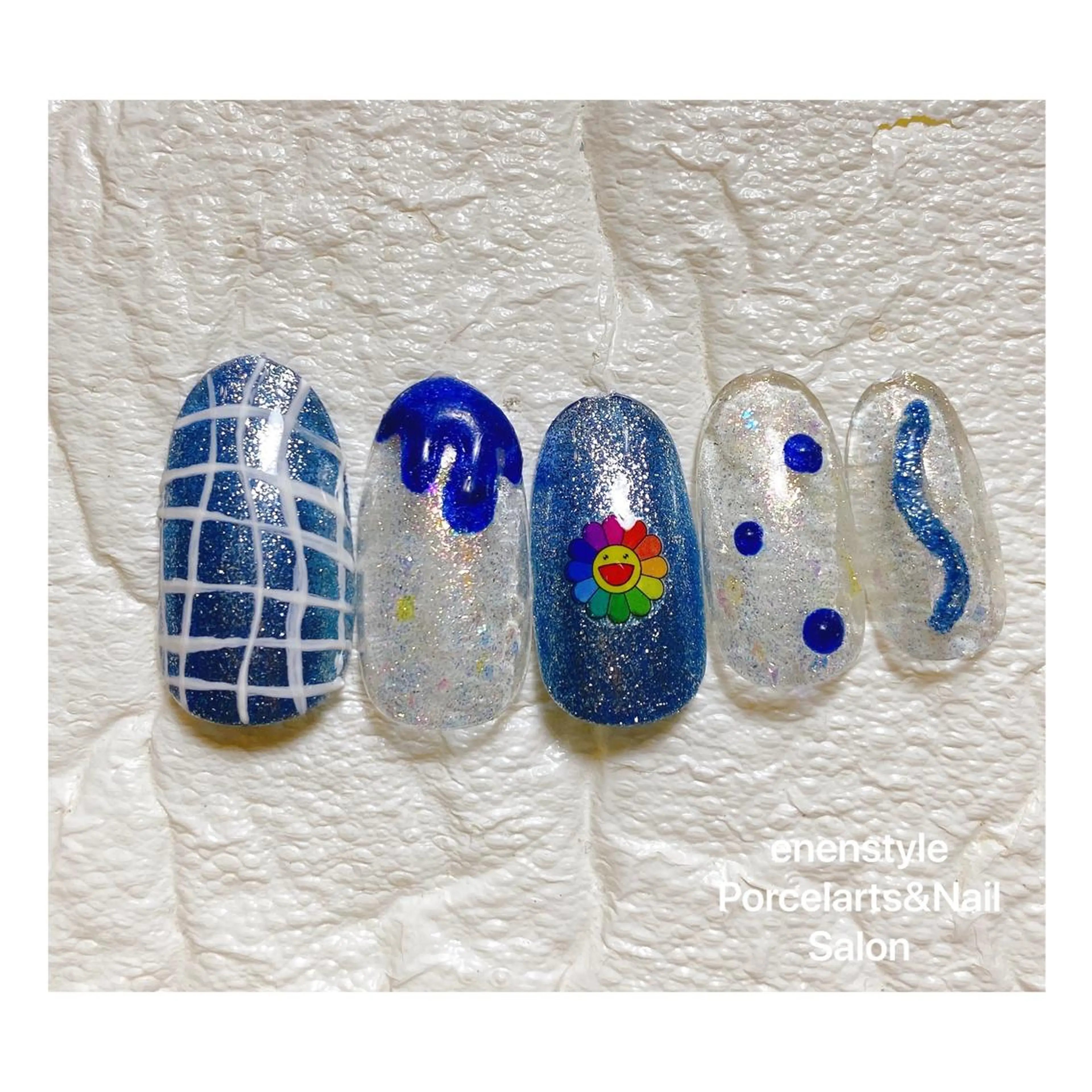 ミディアム 👑enen style👑のネイルデザイン