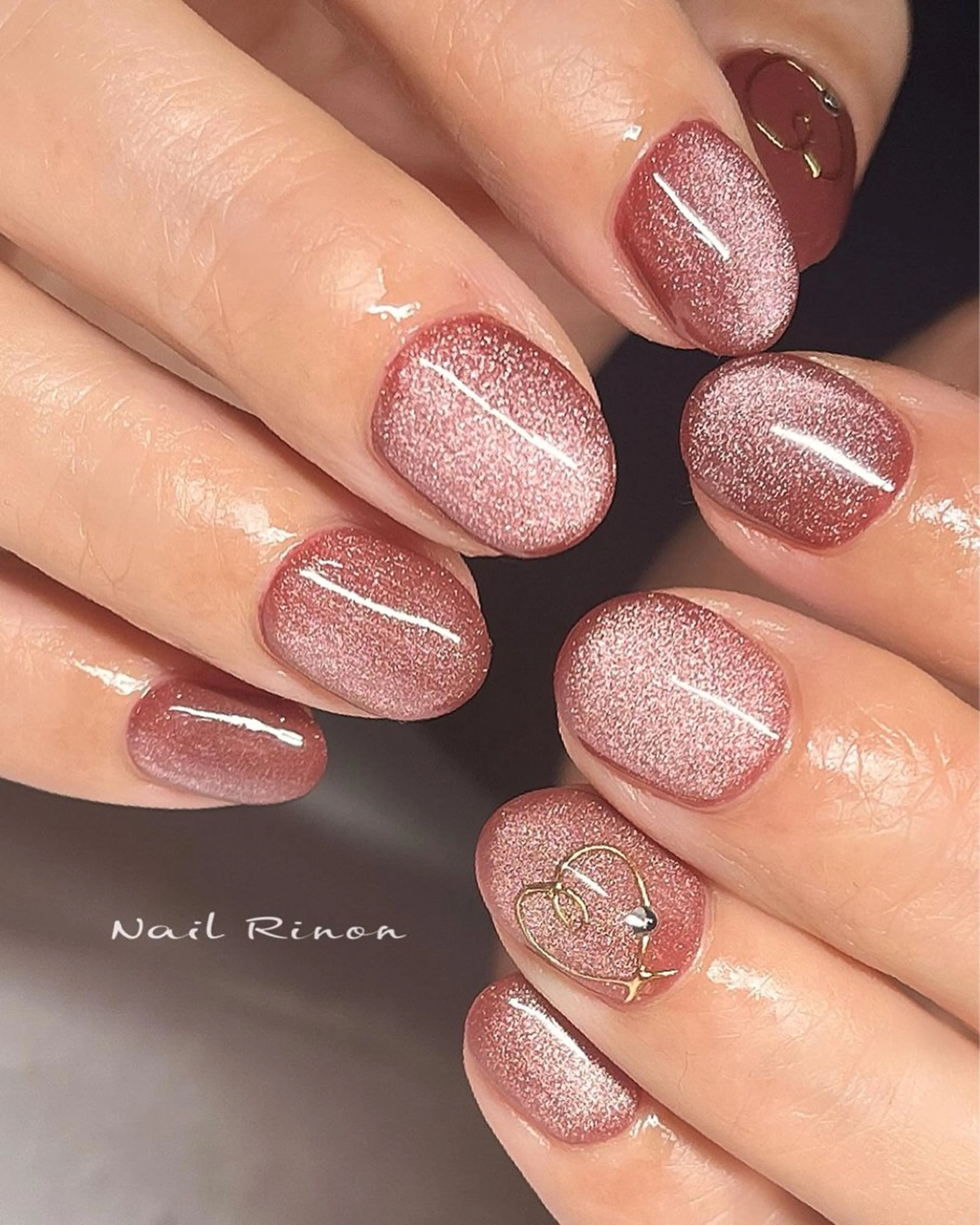 ネイル マグネットネイル ハンドネイル Nail Rinonのネイルデザイン