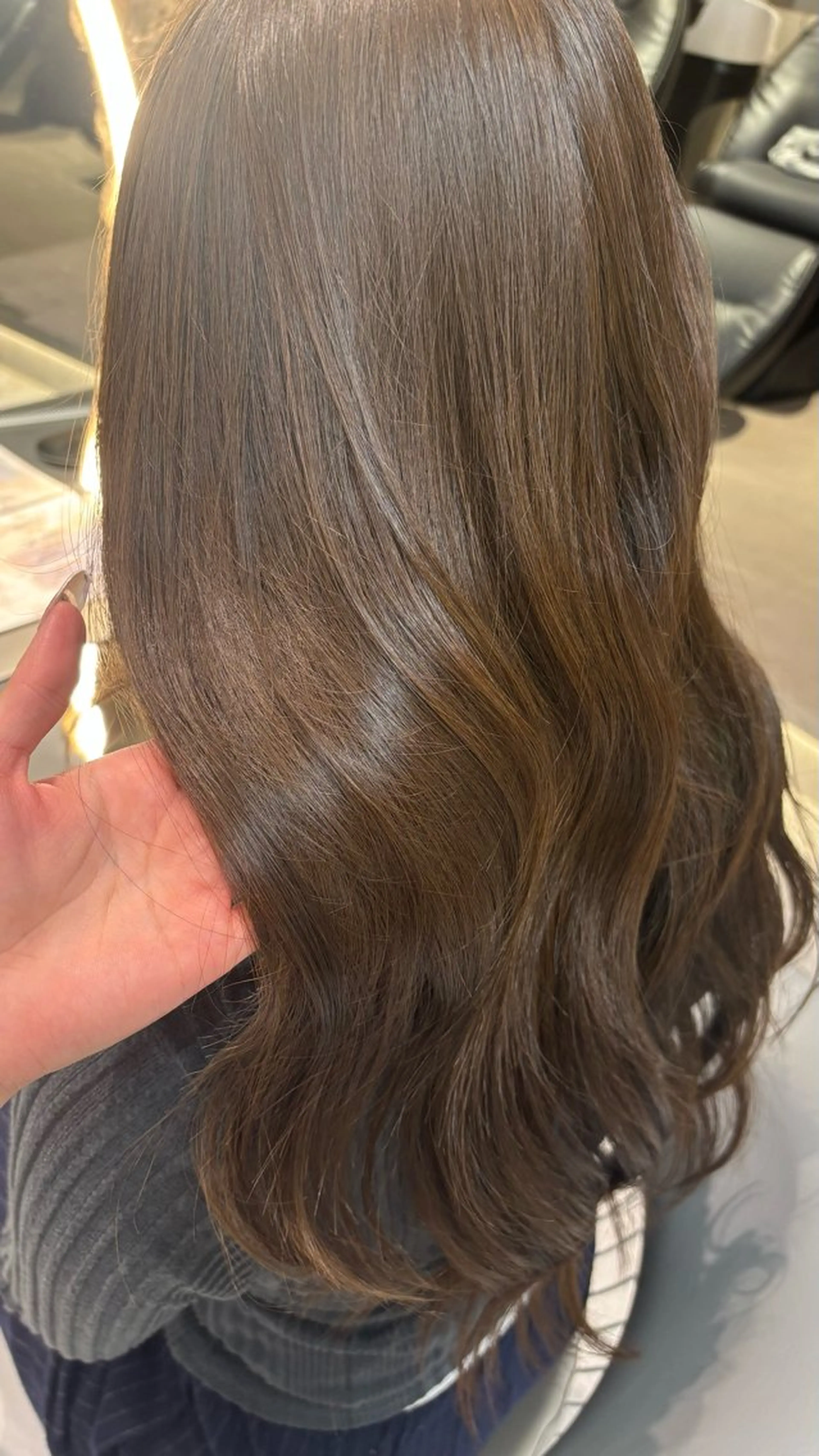 カラー ヘアカラー トリートメント 富永 愛梨のヘアスタイル