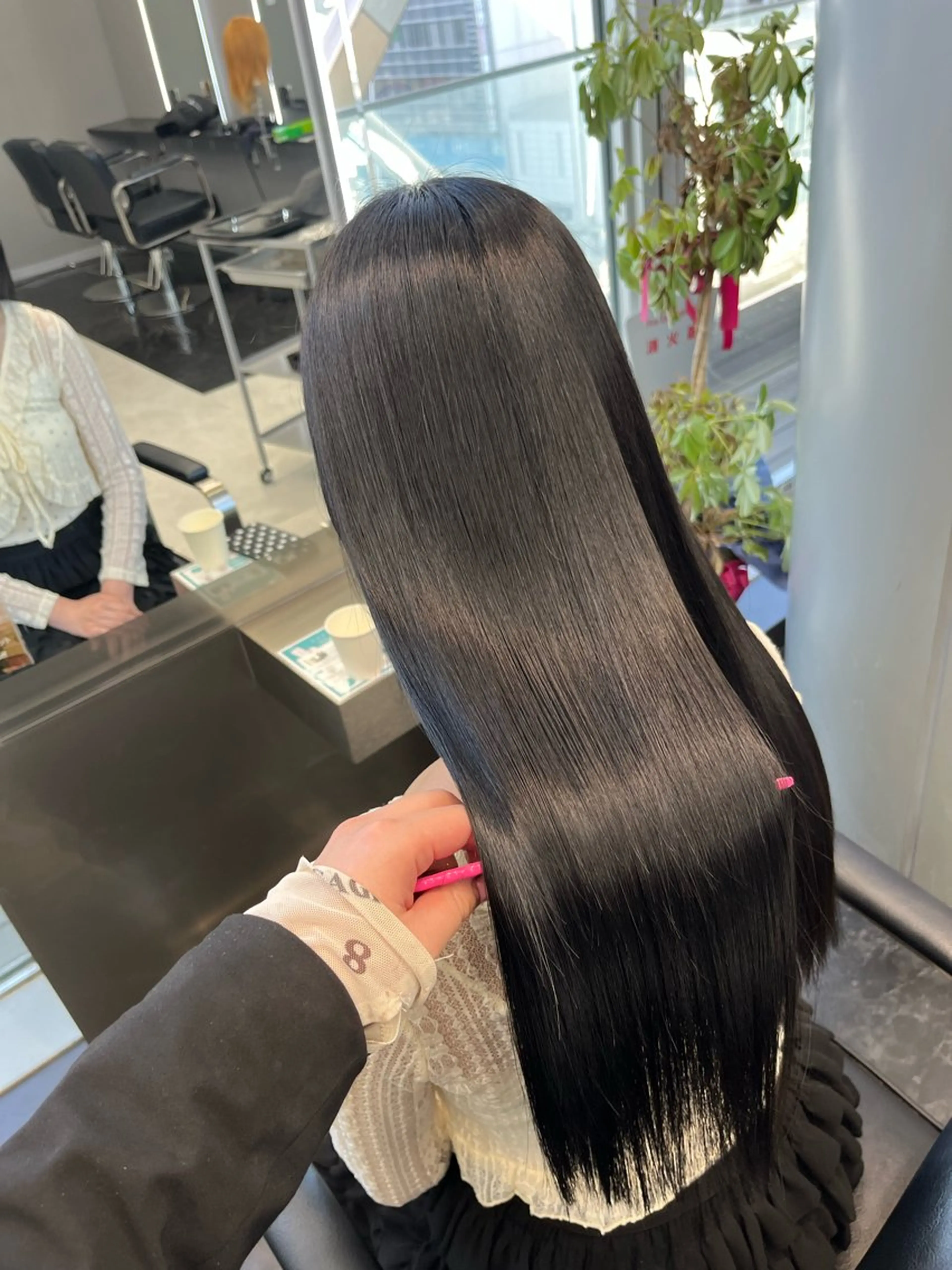 【🌸4月限定🌸】🫧髪質改善トリートメント🫧うねり・パサつきを抑えてツヤツヤ美髪に♪の写真