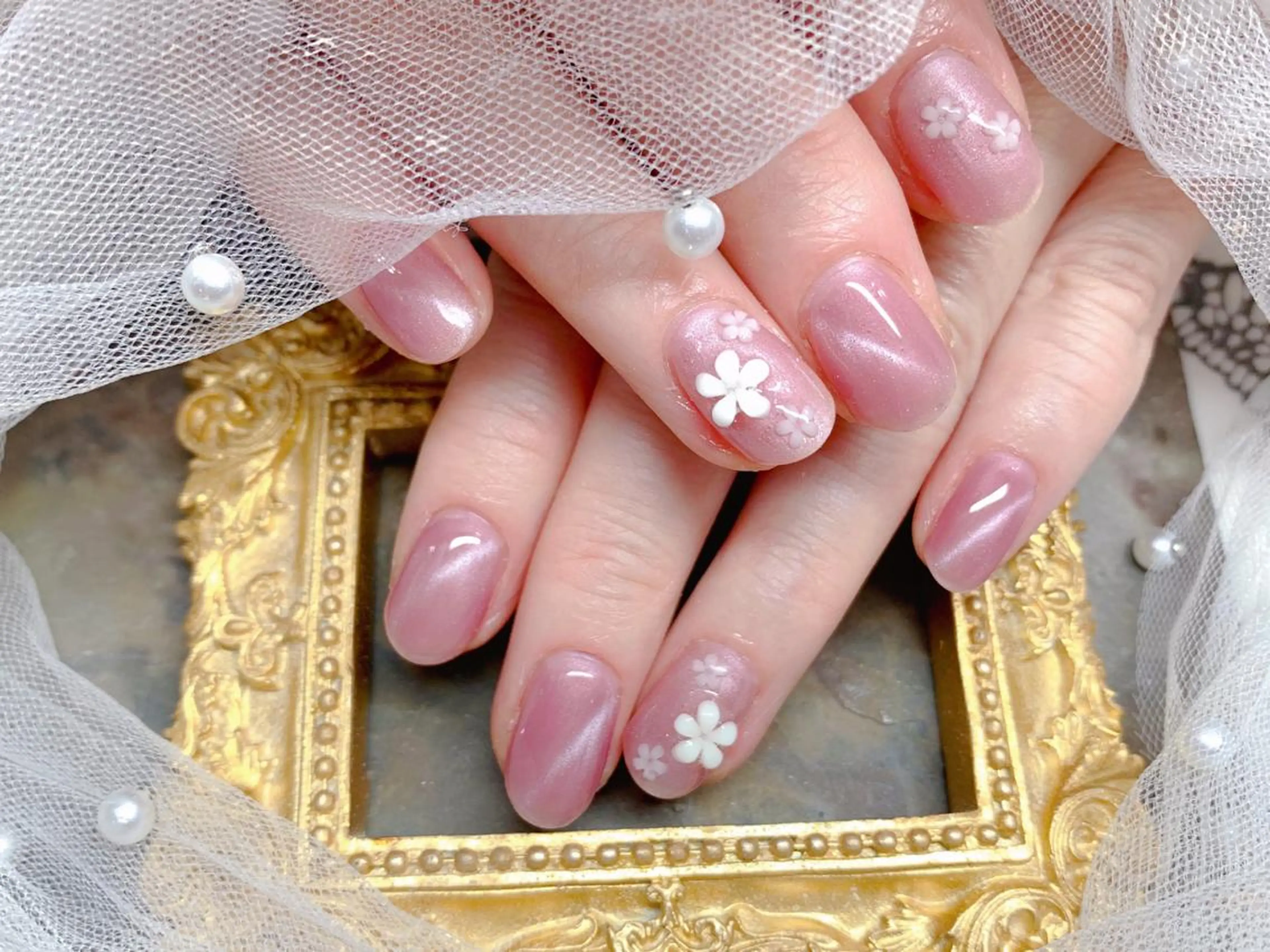 パーマ ネイル ハンドネイル マジック ミラーのネイルデザイン