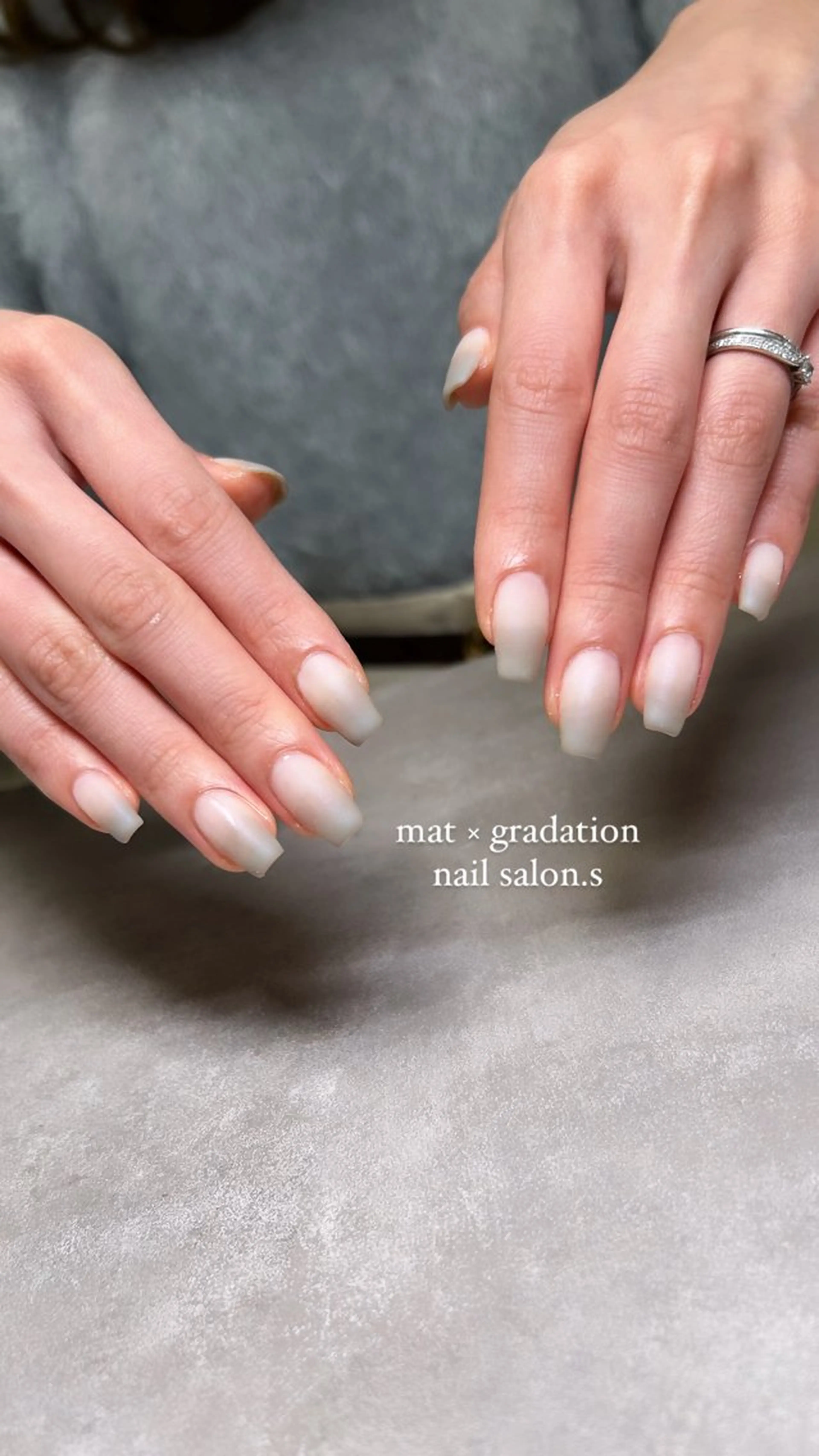 ネイル ジェルネイル グラデーション マットネイル ハンドネイル 関山 志乃のネイルデザイン