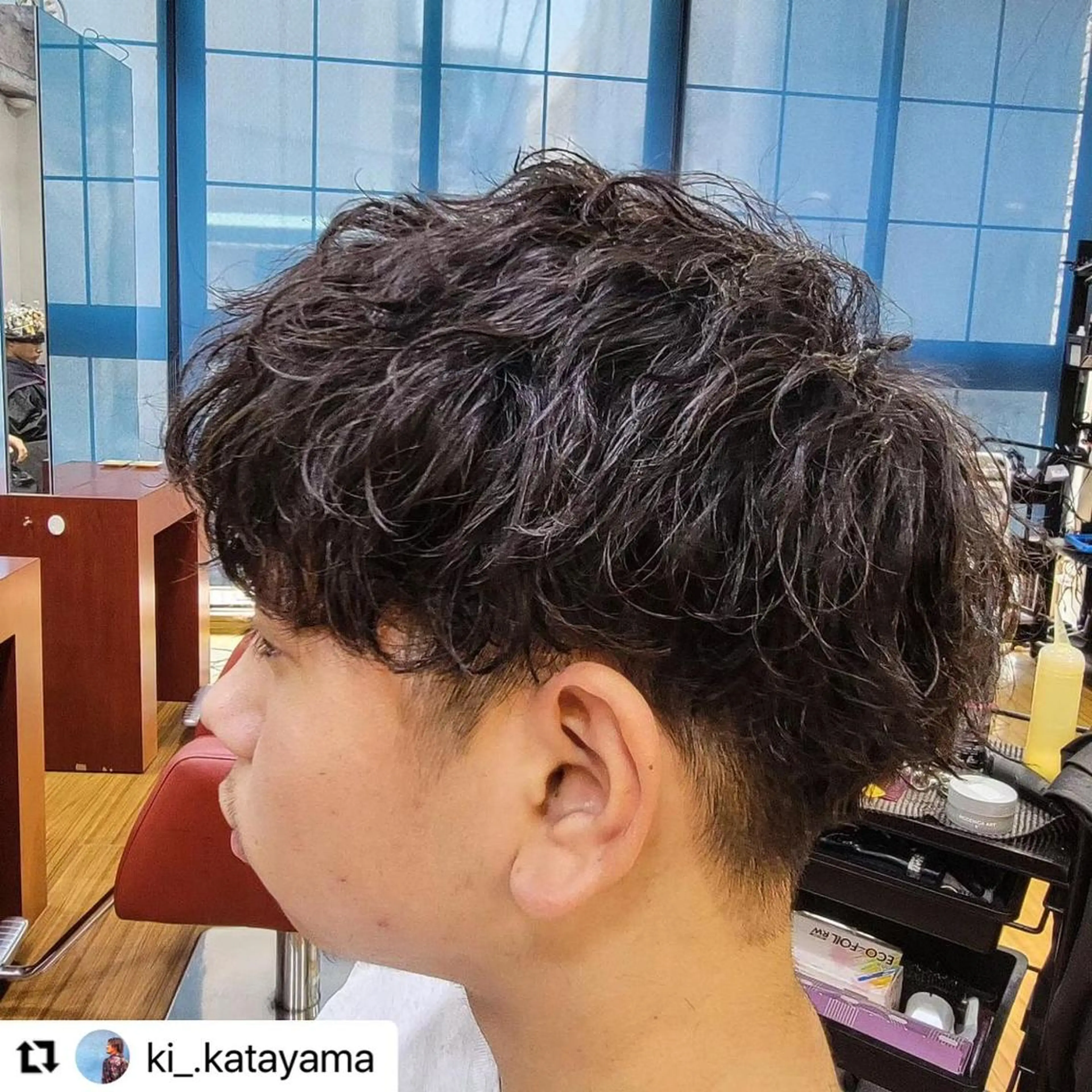 ミディアム カラー メンズ ミディアムパーマ メンズパーマ メンズツイストパーマ 波巻きパーマ ツイストパーマ 🩷Eny terrace🩷のヘアスタイル