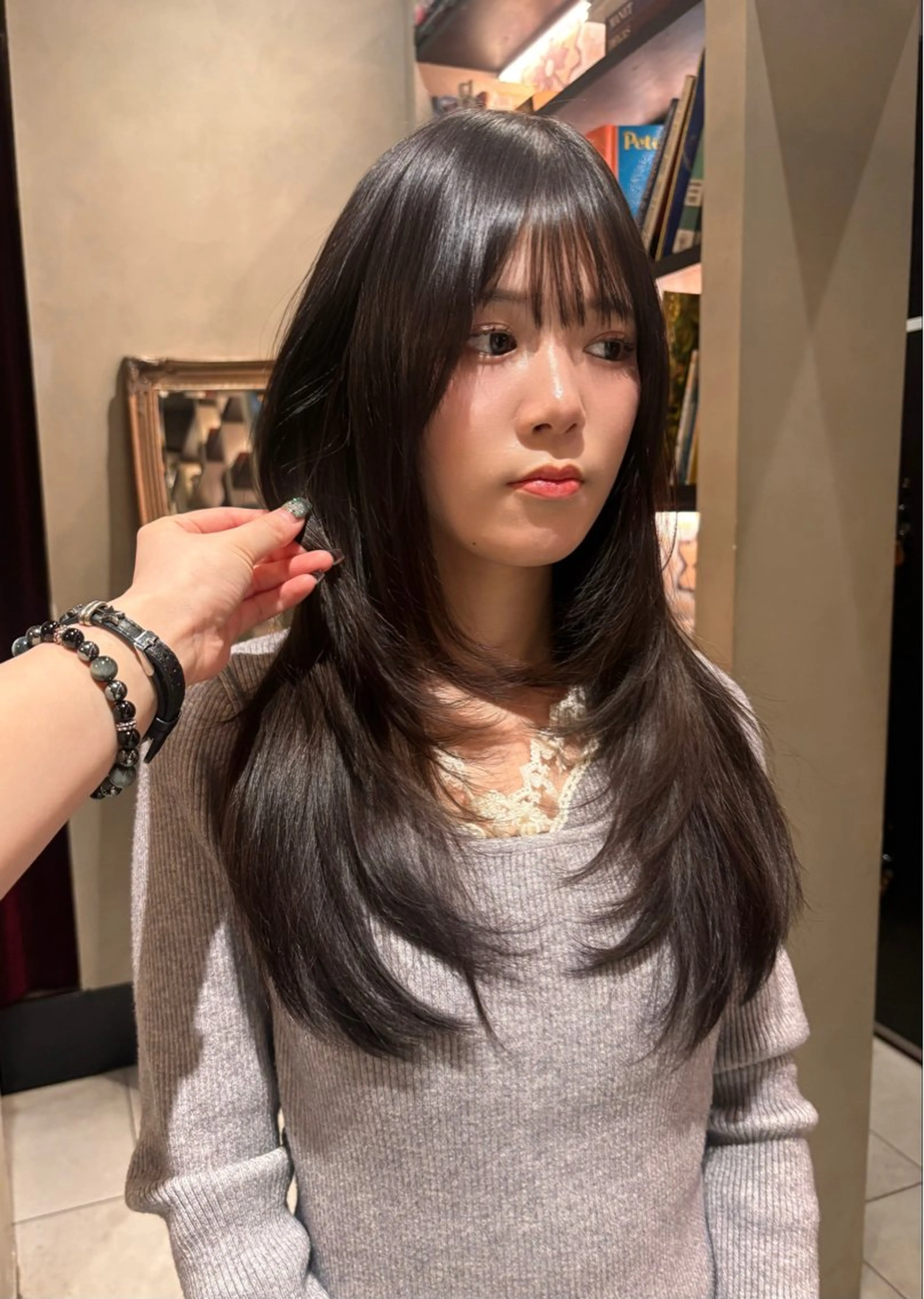 ロング カット ⠀ リコのヘアスタイル