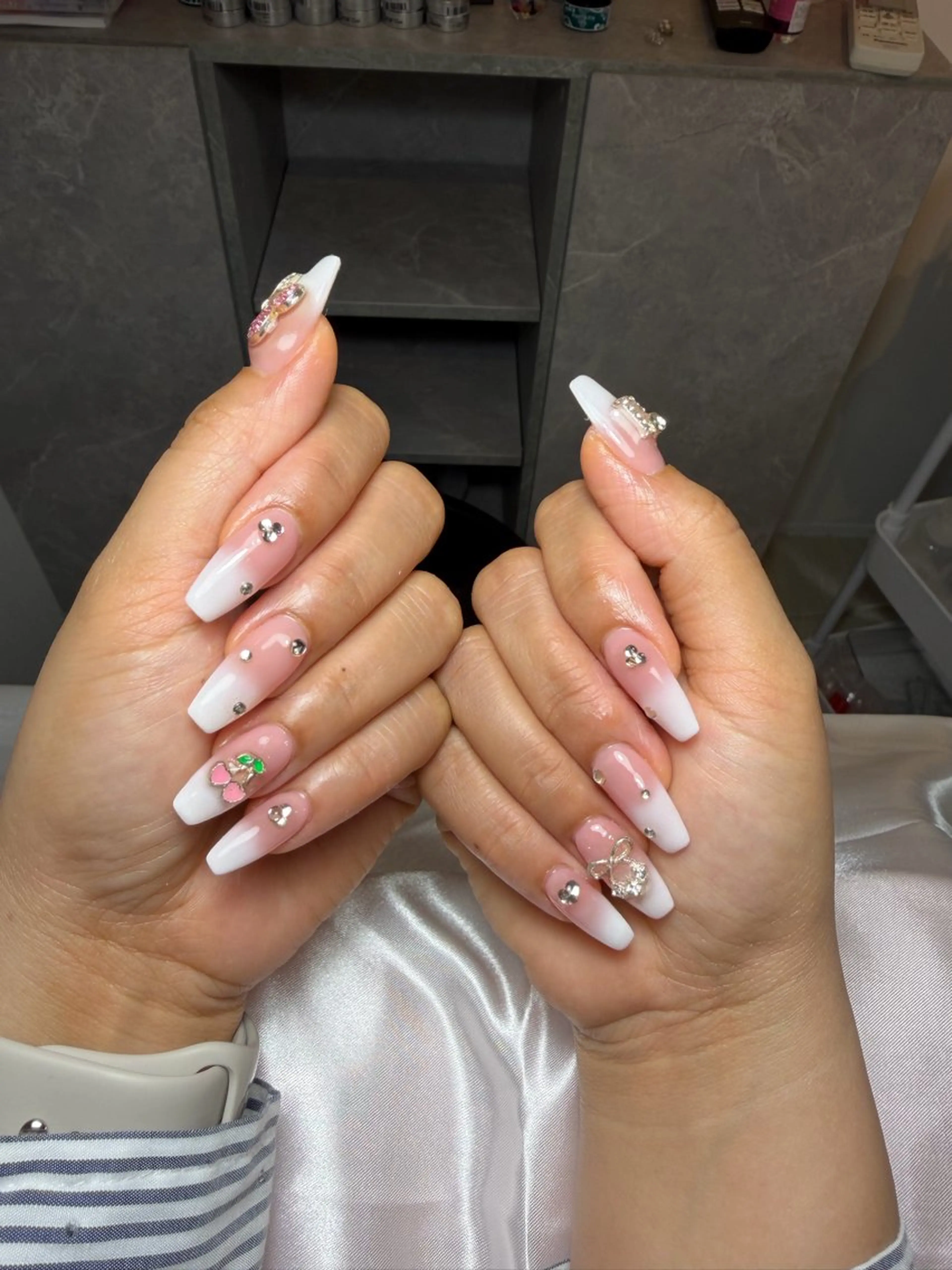 ネイル アートネイル Rin Nails Osakaのネイルデザイン