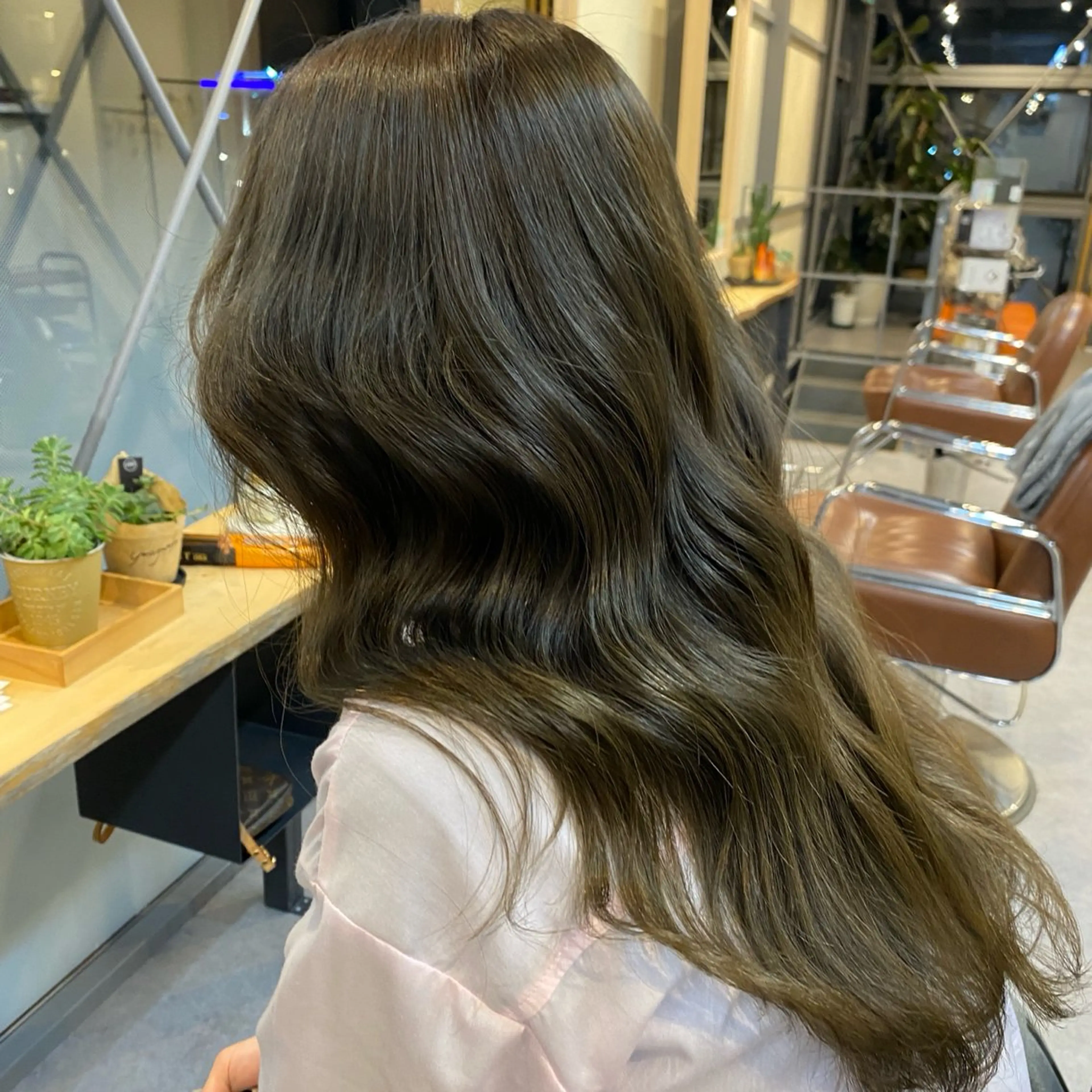 ロング カラー 梅本 淑人のヘアスタイル