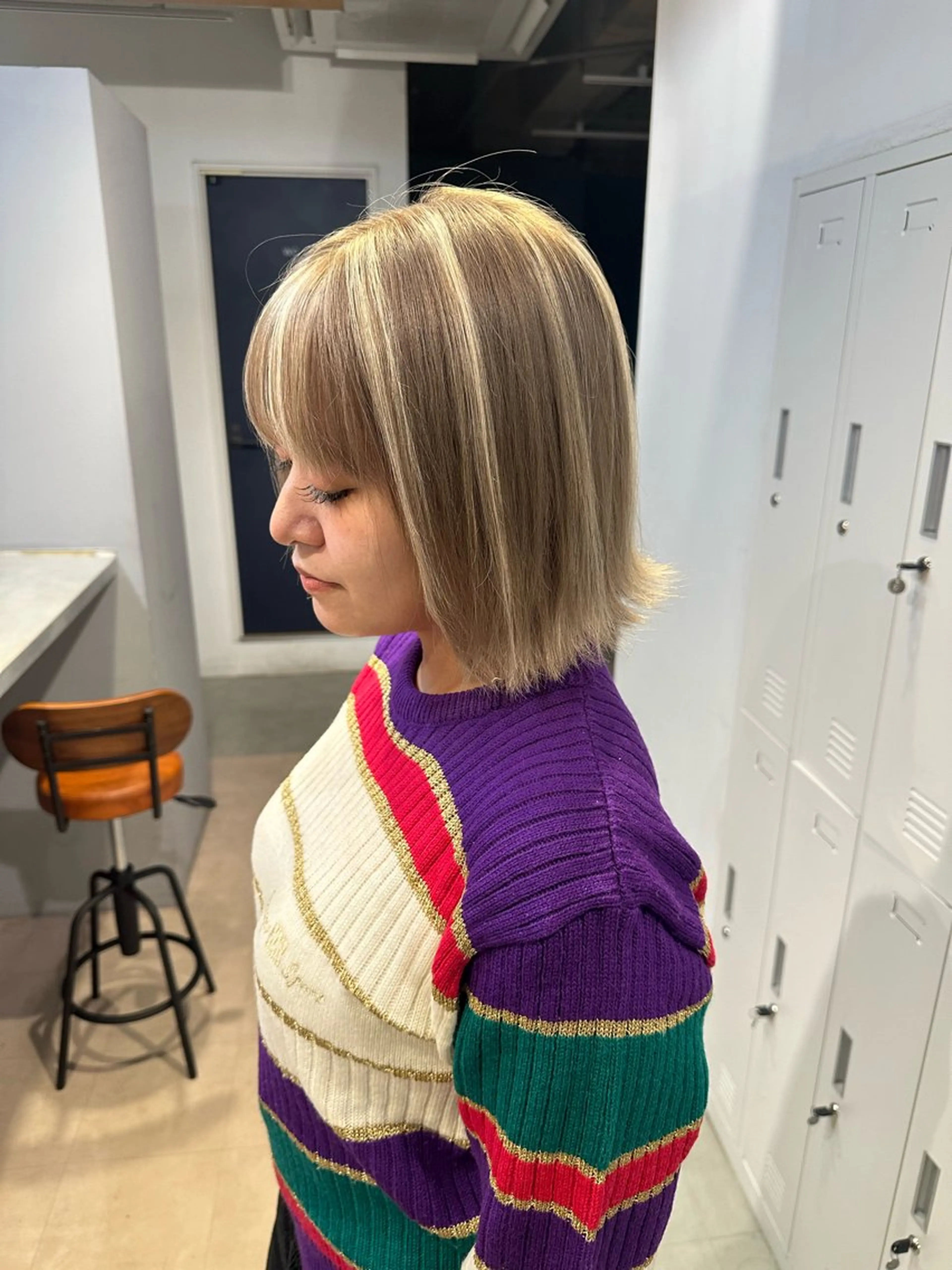 ショート カラー ブリーチ デザインカラー ヘアカラー トリートメント 💖ハイライト/ハイ トーン💖MIKIのヘアスタイル