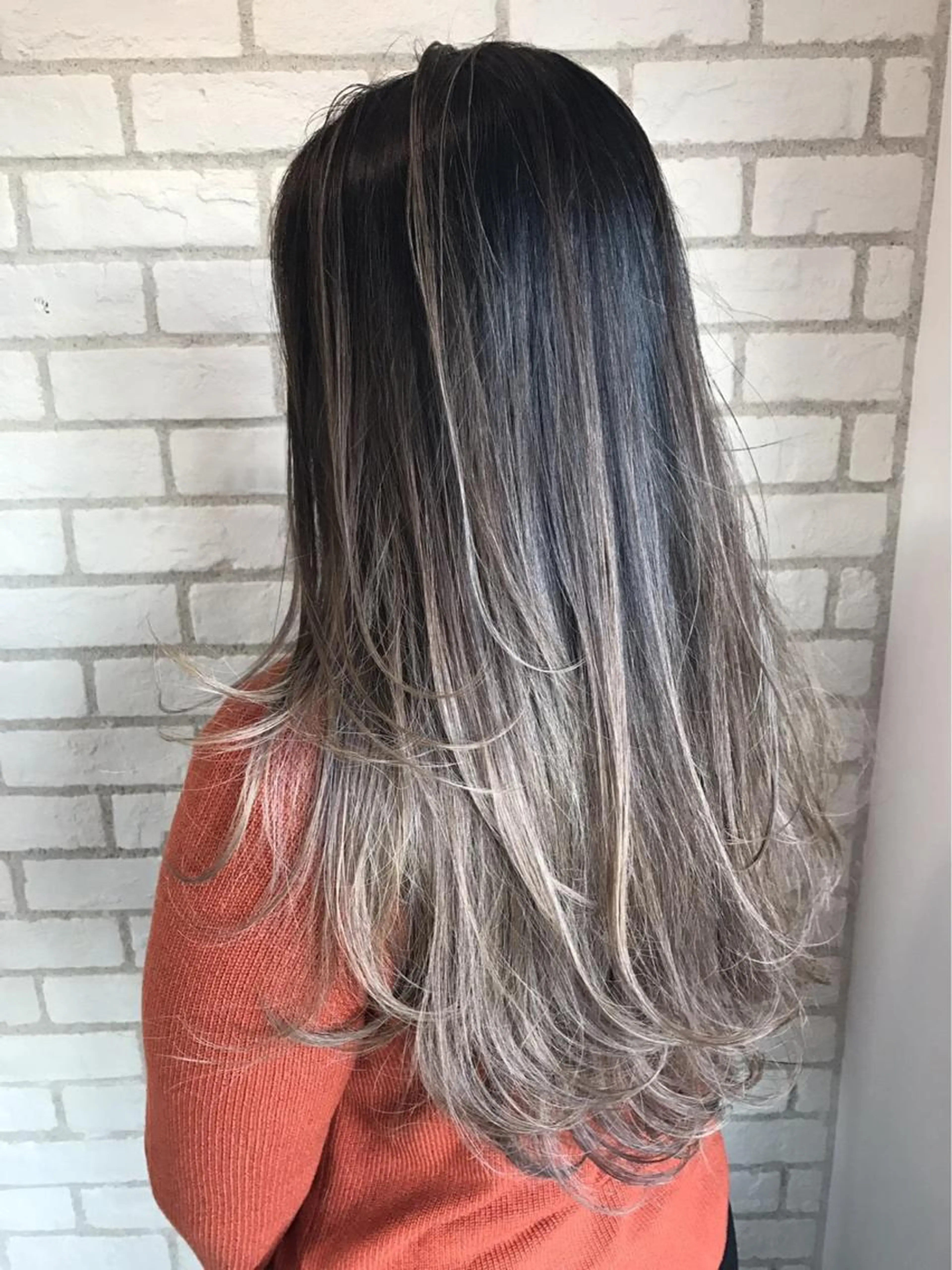 カット＋オリジナルグレージュバレイヤージュ＋前処理トリートメント【1ブリーチ込み】💇‍♀️の写真