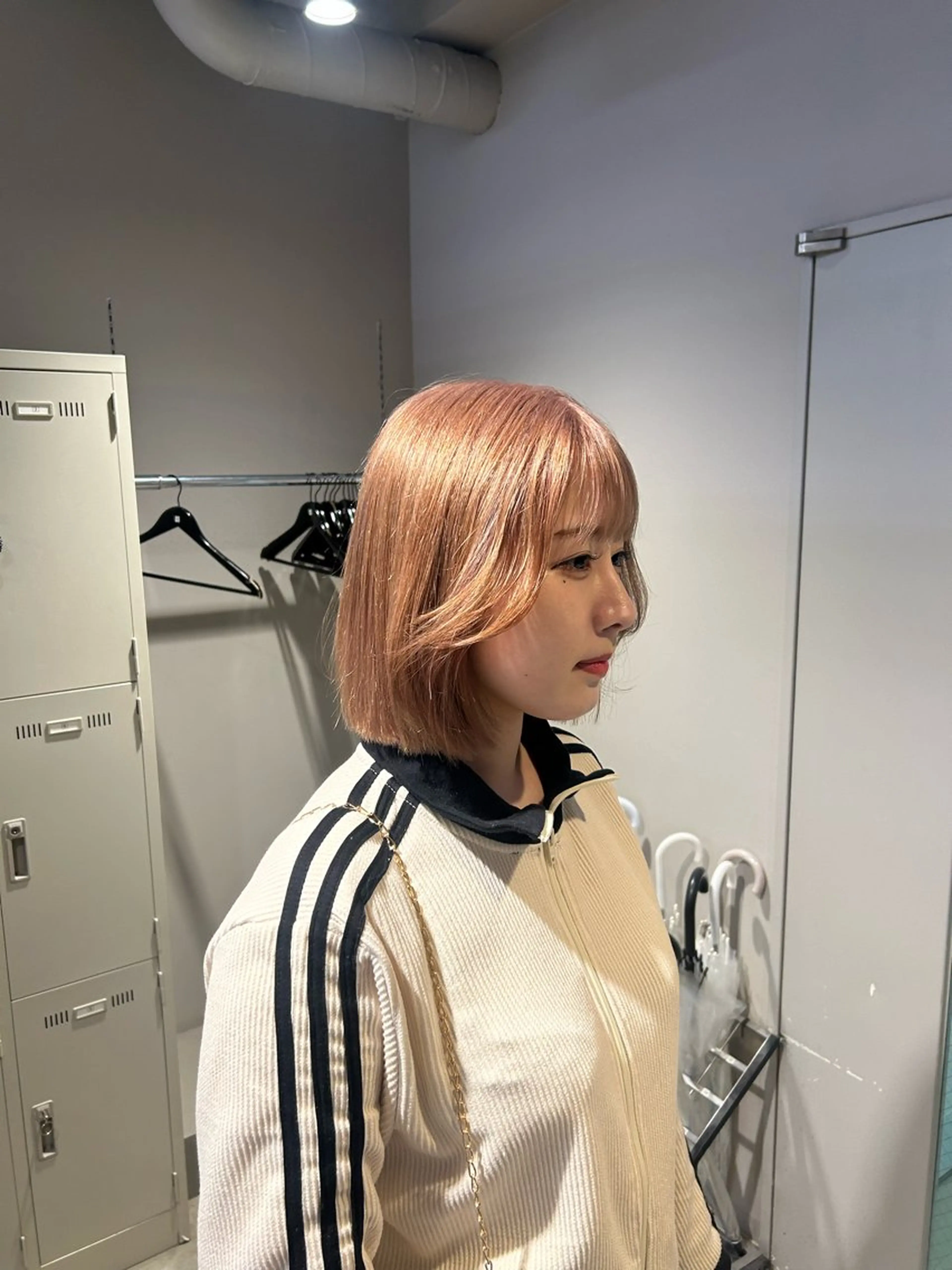 ミディアム カラー 韓国/トレンド レイヤー【101】のヘアスタイル