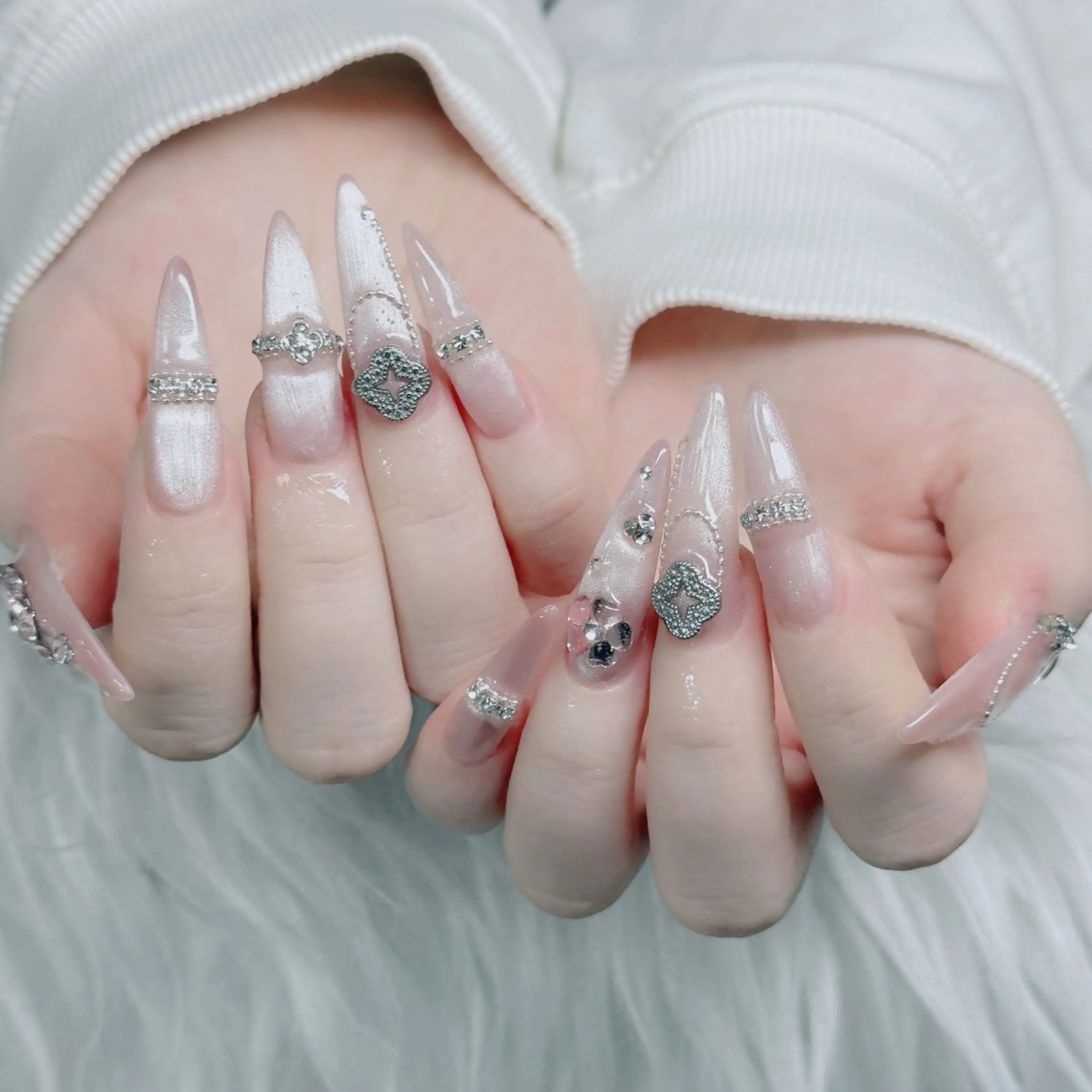 ネイル フットネイル フレンチネイル グラデーション 韓国ネイル ロングネイル ハンドネイル Hani Nail Salonのネイルデザイン
