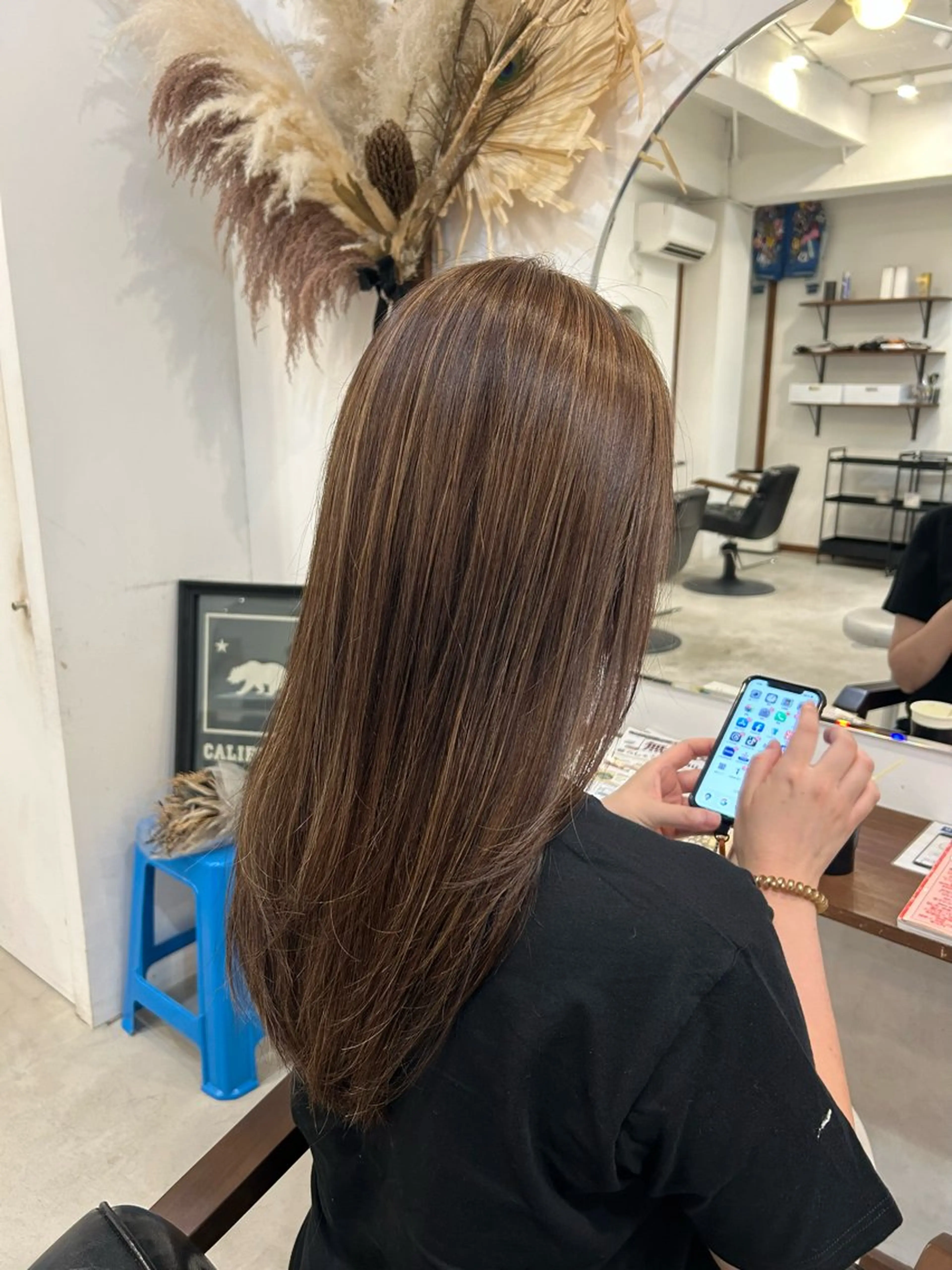 ロング カラー ハイライトカラー ハイライト ヘアカラー トリートメント ROUIS/ mioのヘアスタイル