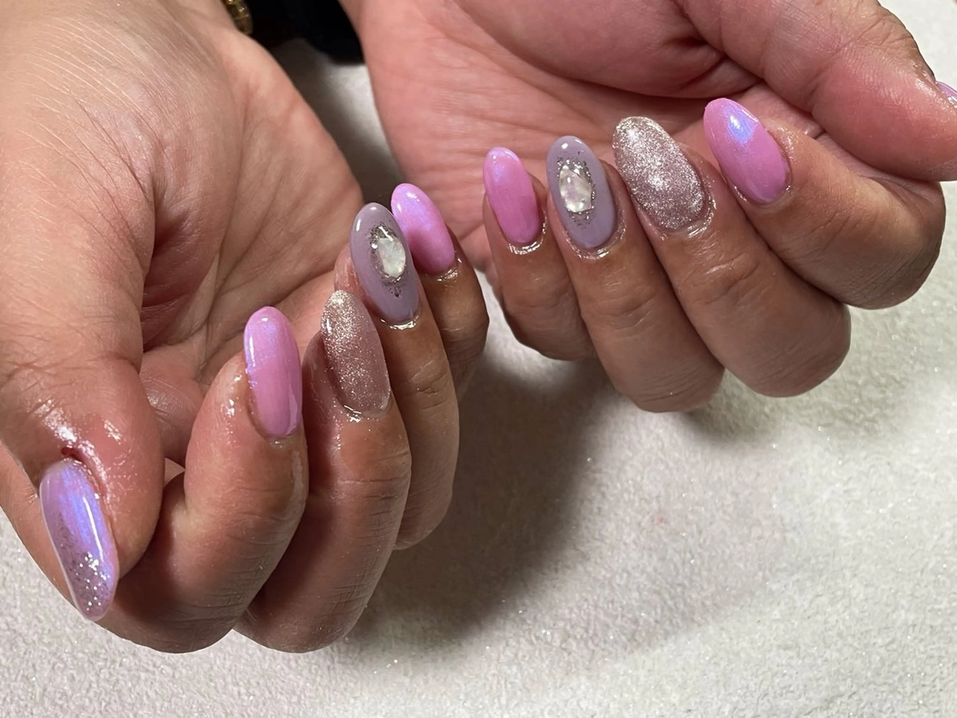 ネイル オーロラネイル フットネイル フレンチネイル ジェルネイル 韓国ネイル ハンドネイル kiki nail &brow二子玉川の眉毛・アイブロウイメージ