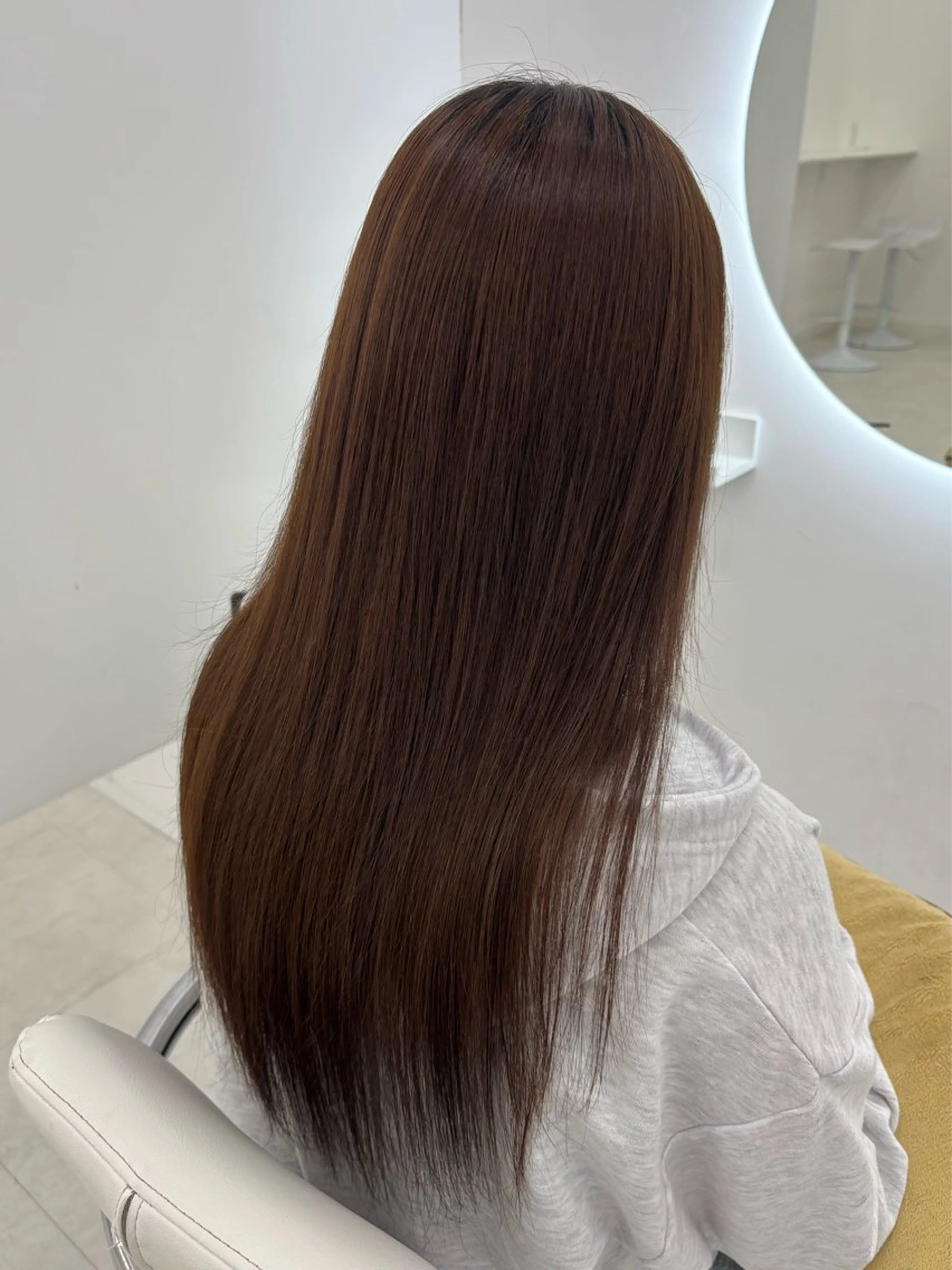 ロング カット 縮毛矯正 トリートメント 【aini天王寺】 𝐚𝐢𝐫𝐢✂︎のヘアスタイル