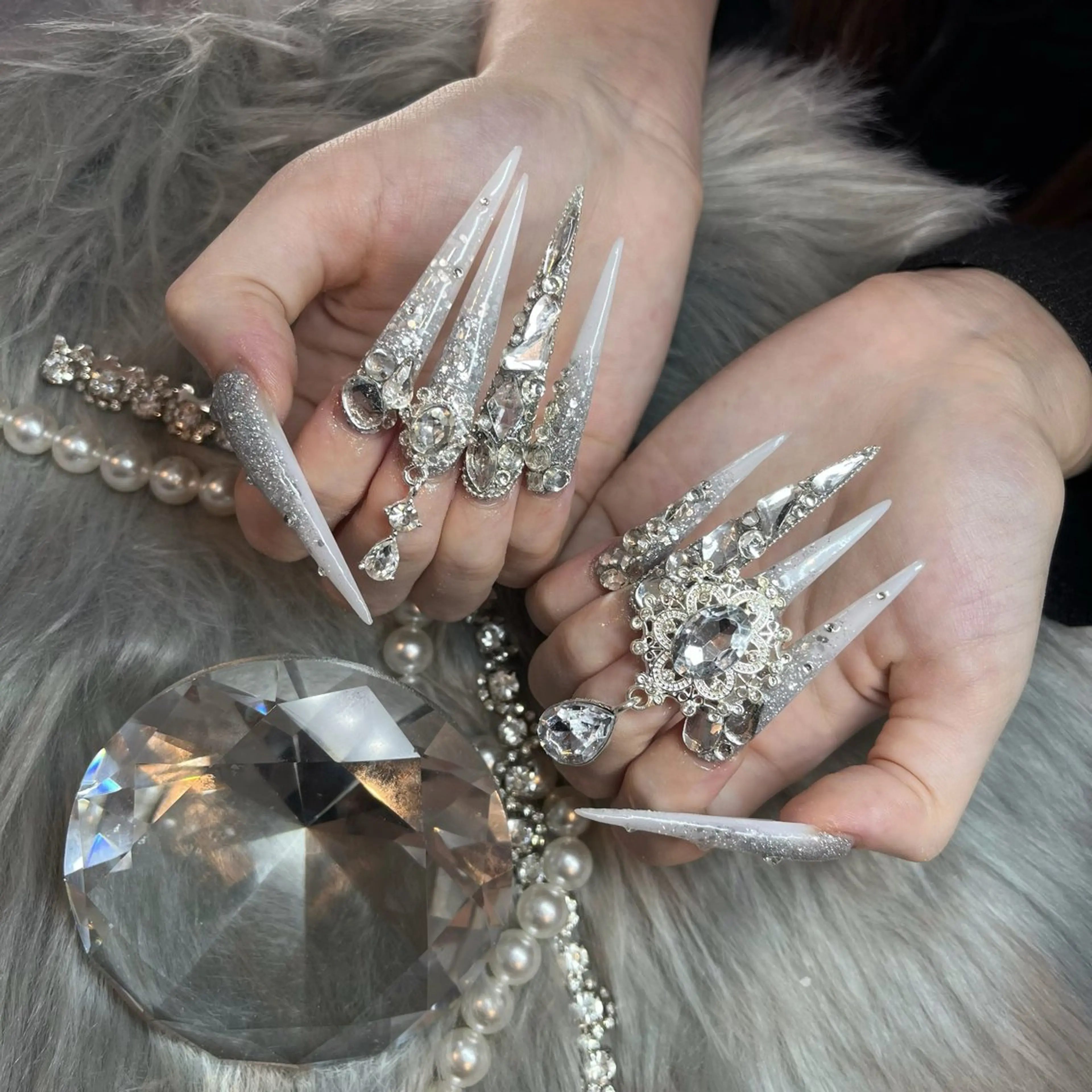 ✨️当日限定10%OFF 7日🈳✨スカルプ10本ストーン付け放題 🤍の写真