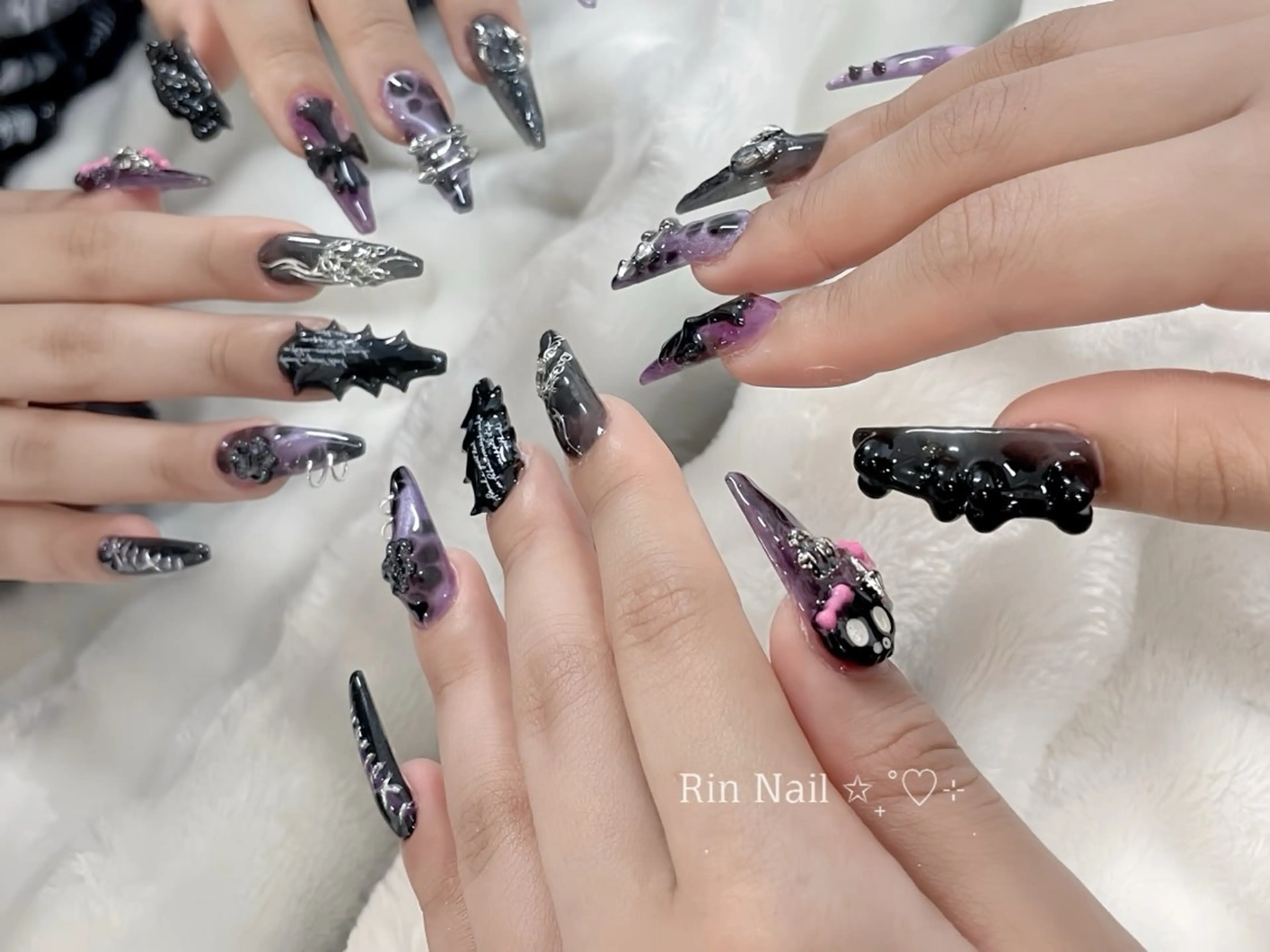 ネイル アートネイル チークネイル ジェルネイル ロングネイル マグネットネイル ハンドネイル Rin Nail 新大久保店のネイルデザイン