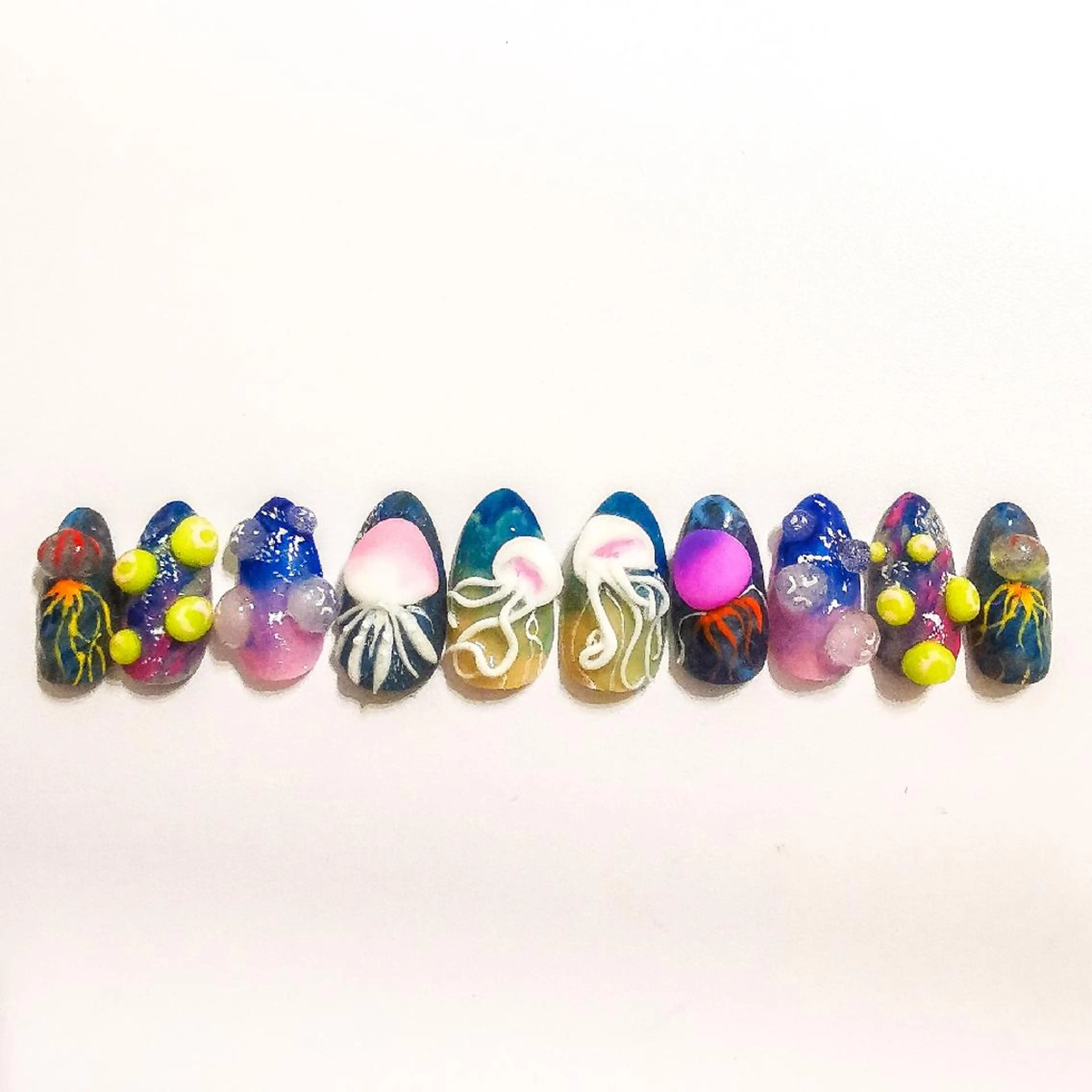 ネイル アートネイル ル ンのネイルデザイン