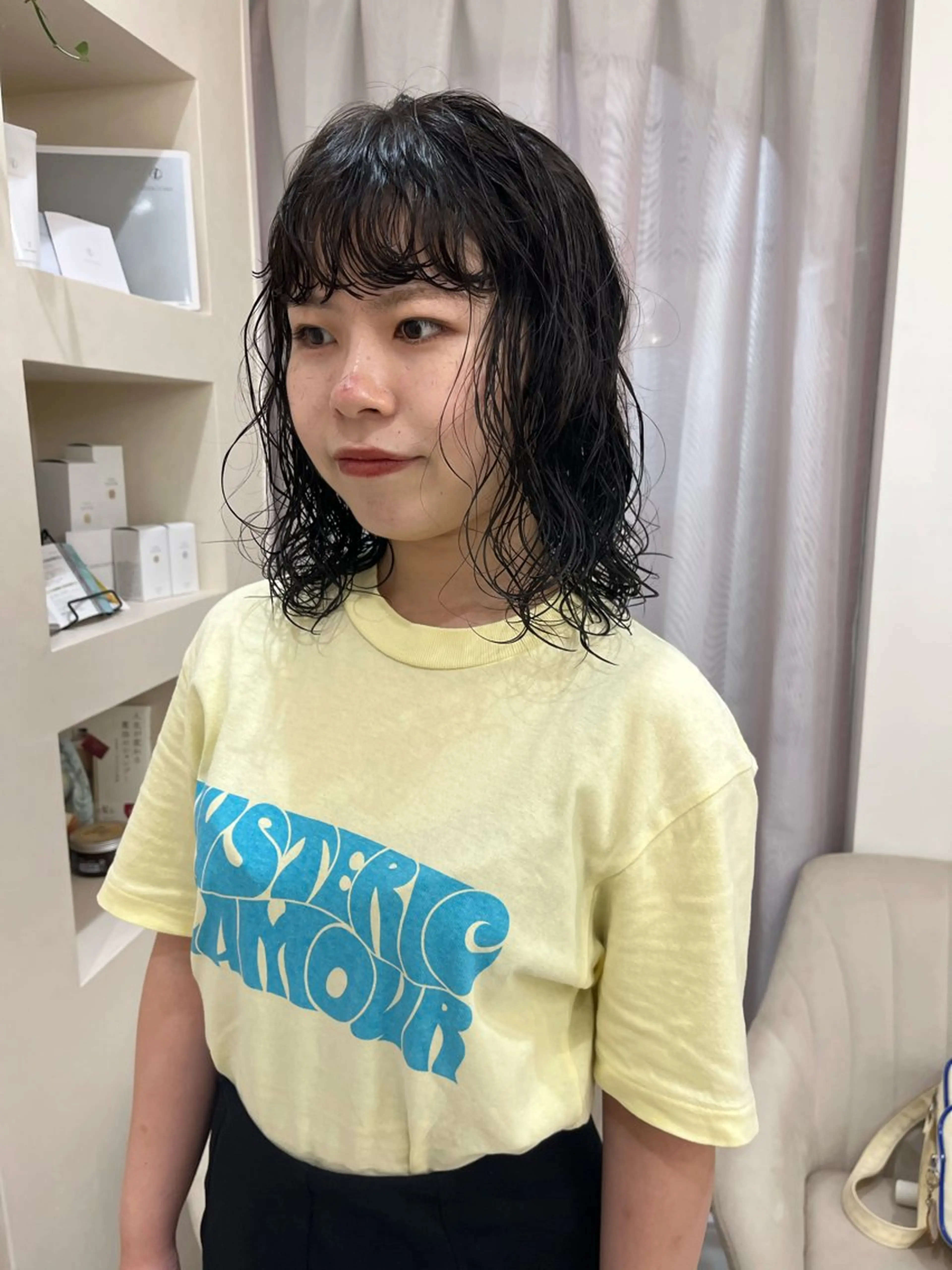 ミディアム パーマ カット パーマ トリートメント 松村 澪里のヘアスタイル