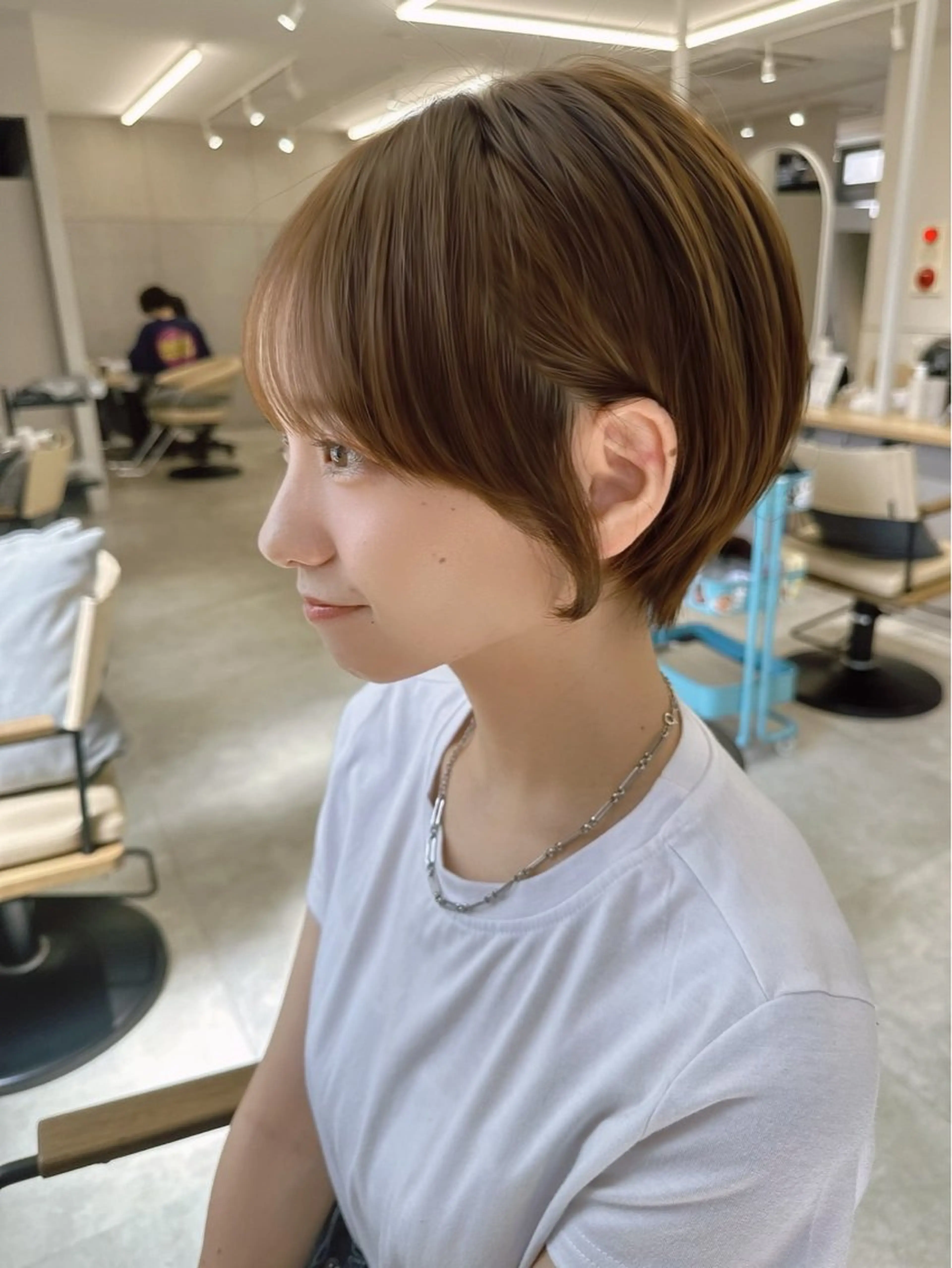 ショート 抜きっぱなしブロンド /ハイトーン/カナタのヘアスタイル