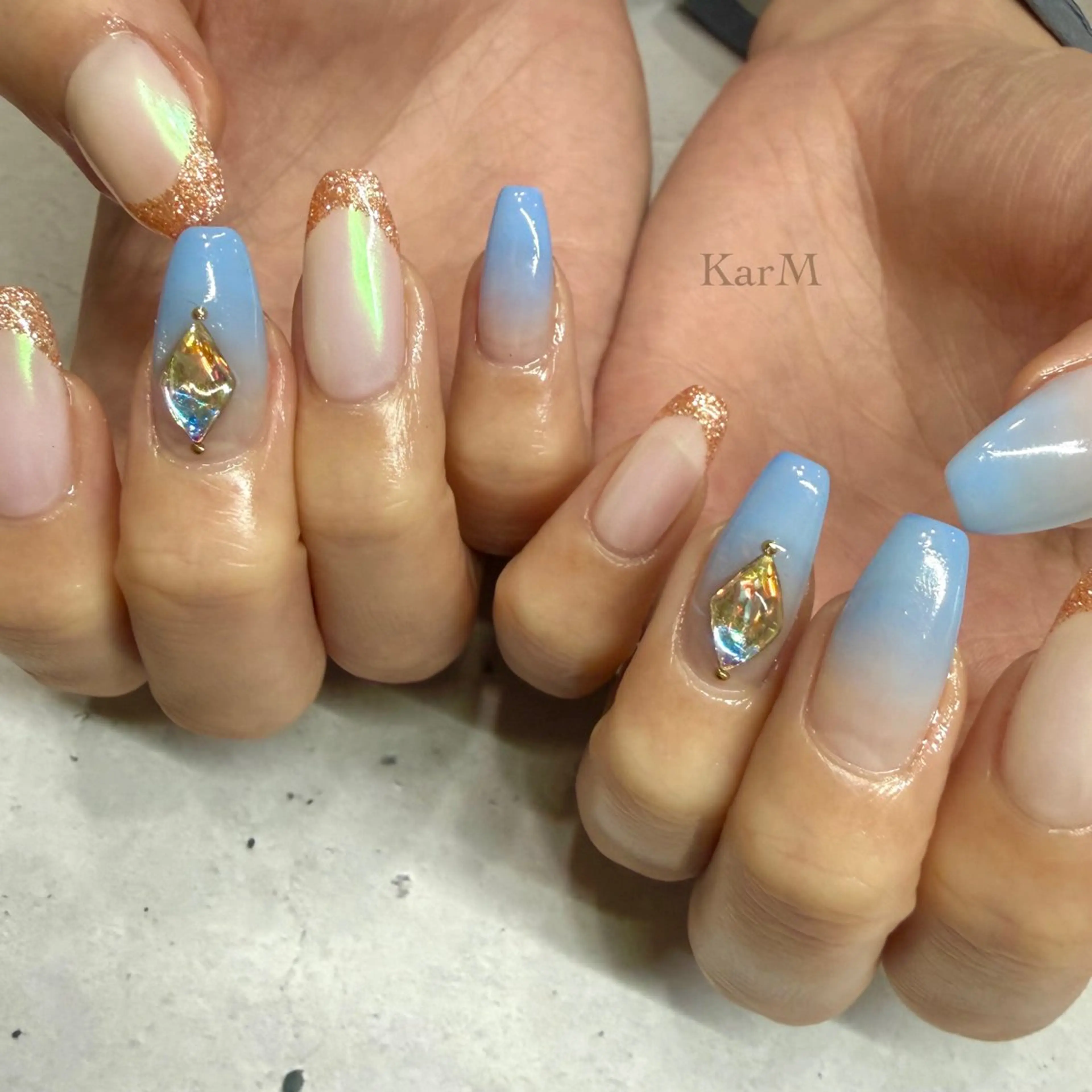 ネイル オーロラネイル チークネイル ドット フラッシュネイル フレンチネイル ハンドネイル ogino karinのネイルデザイン