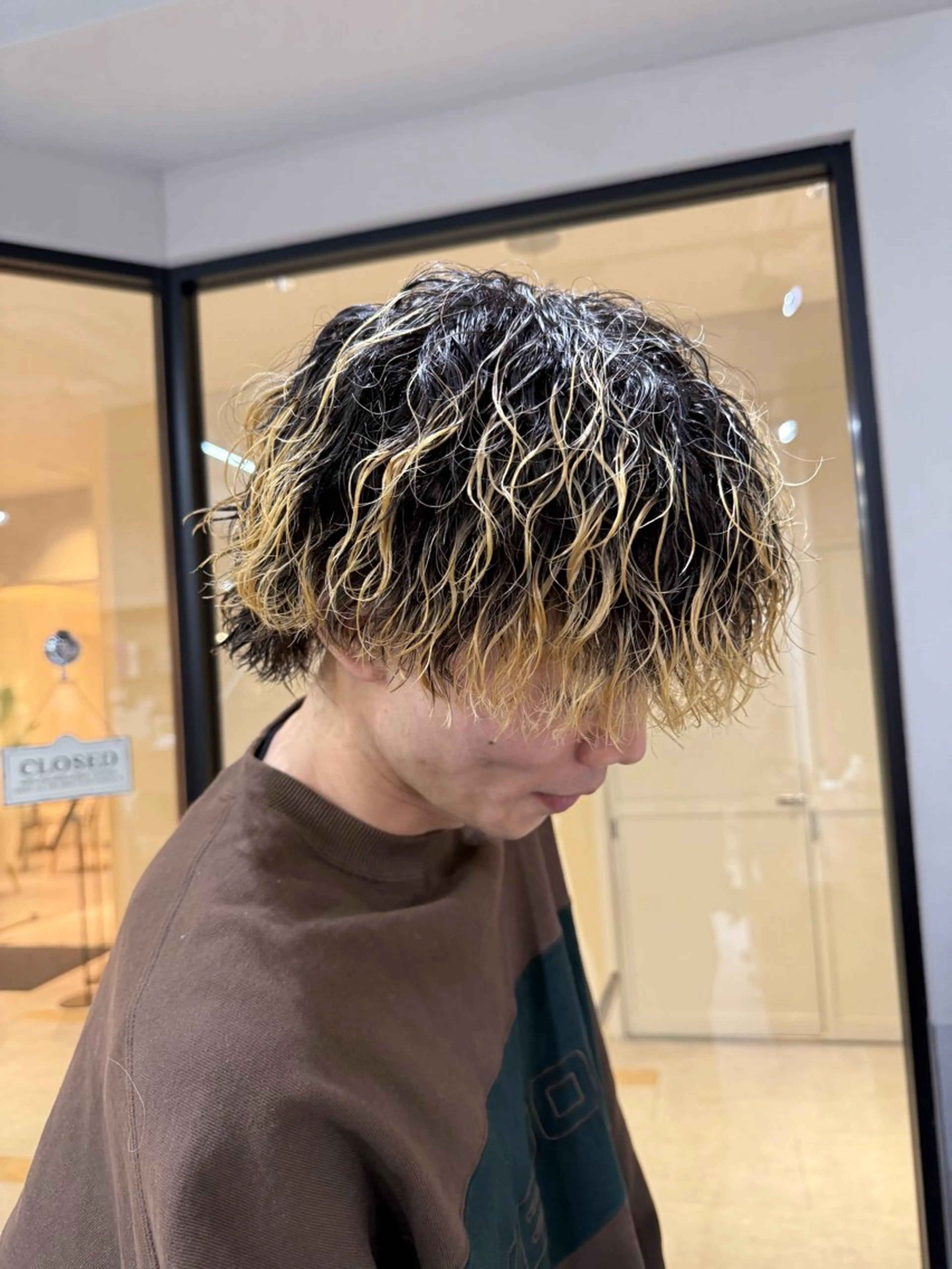 ショート パーマ メンズ メンズブリーチ メンズパーマ カット パーマ トリートメント 🌻メンズカット 落合諒🌻のヘアスタイル