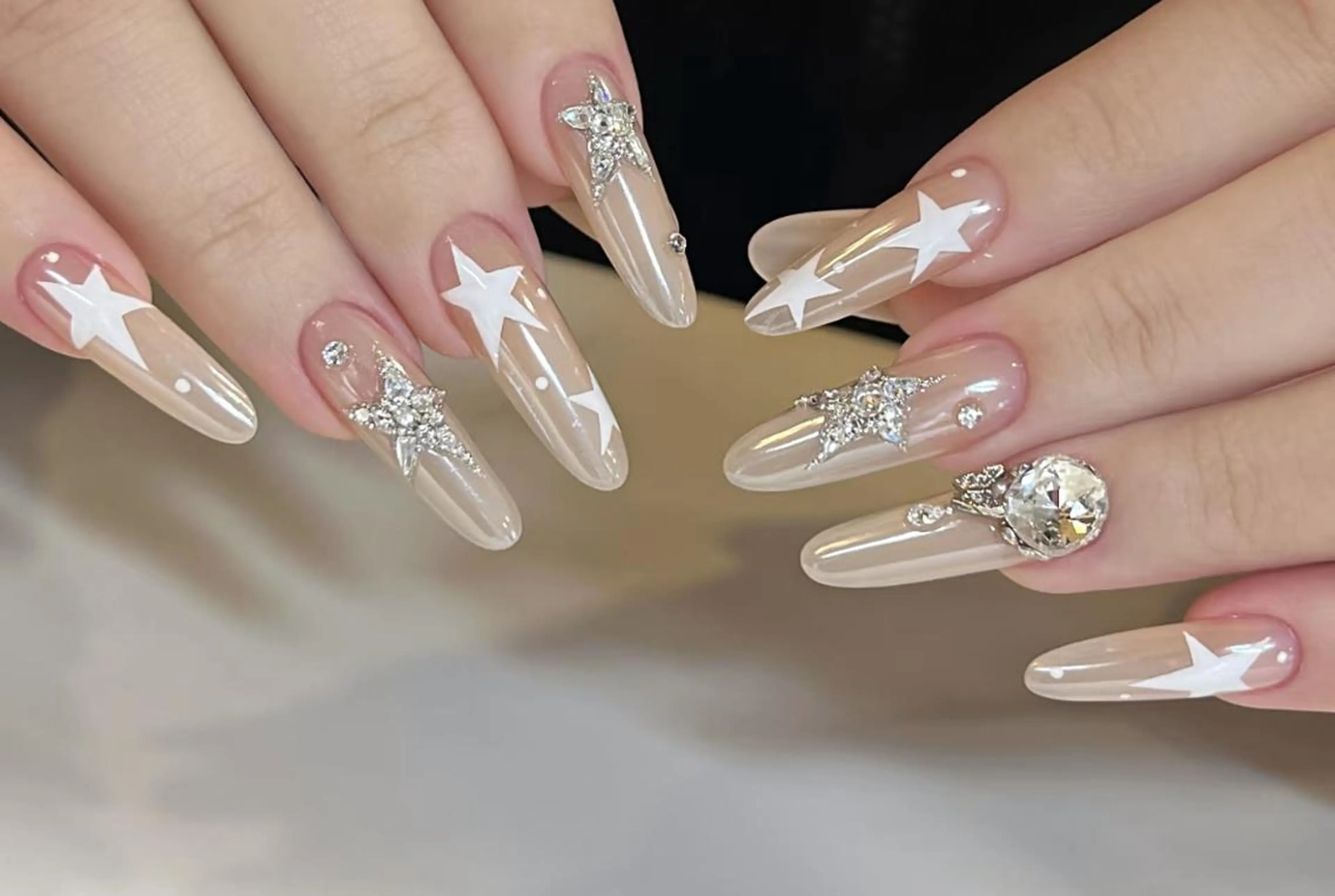 ネイル ハンドネイル エリ🫧 nail池袋東口のネイルデザイン