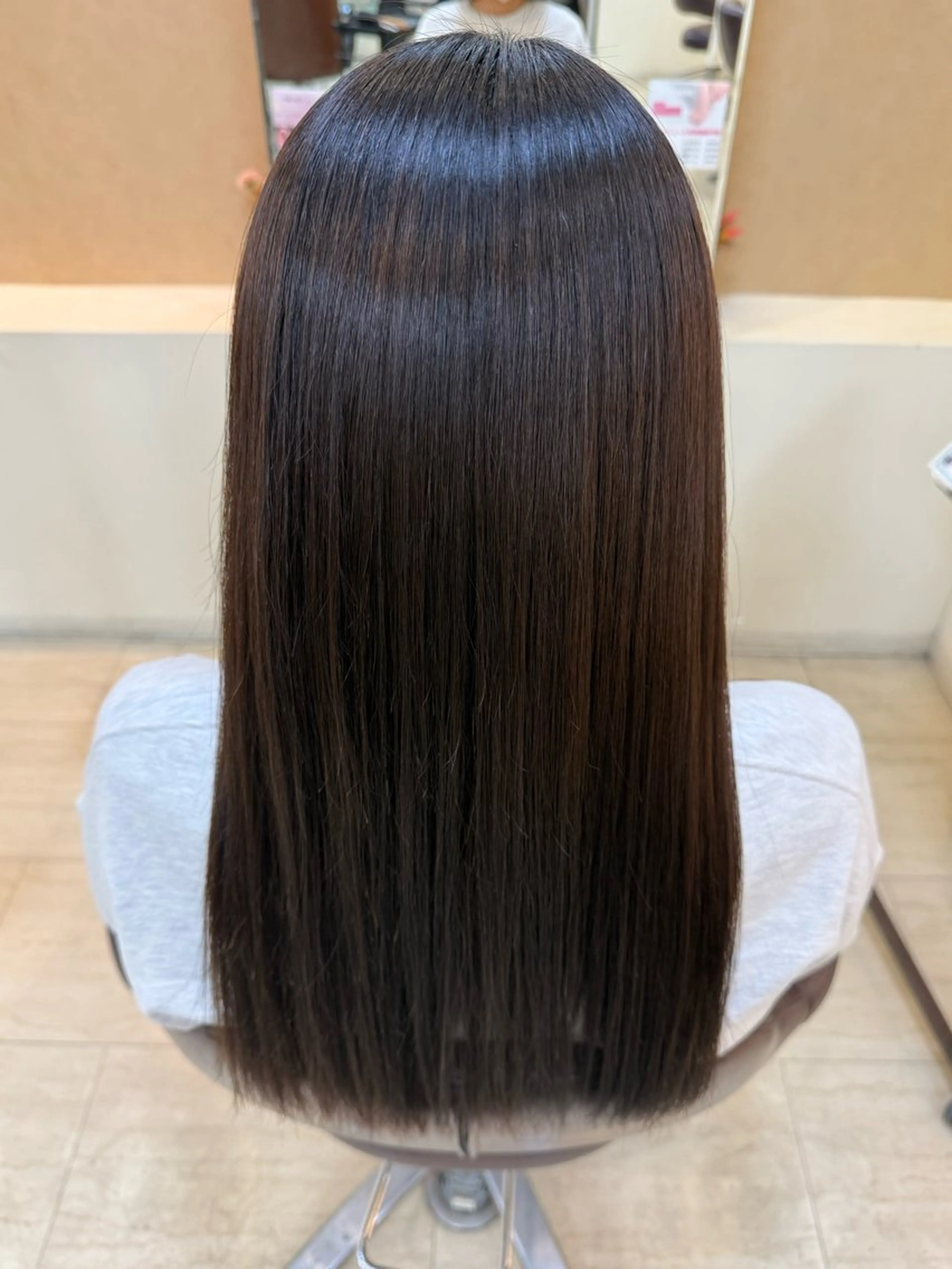 ロング カット ヘアカラー トリートメント 早﨑 映天のヘアスタイル