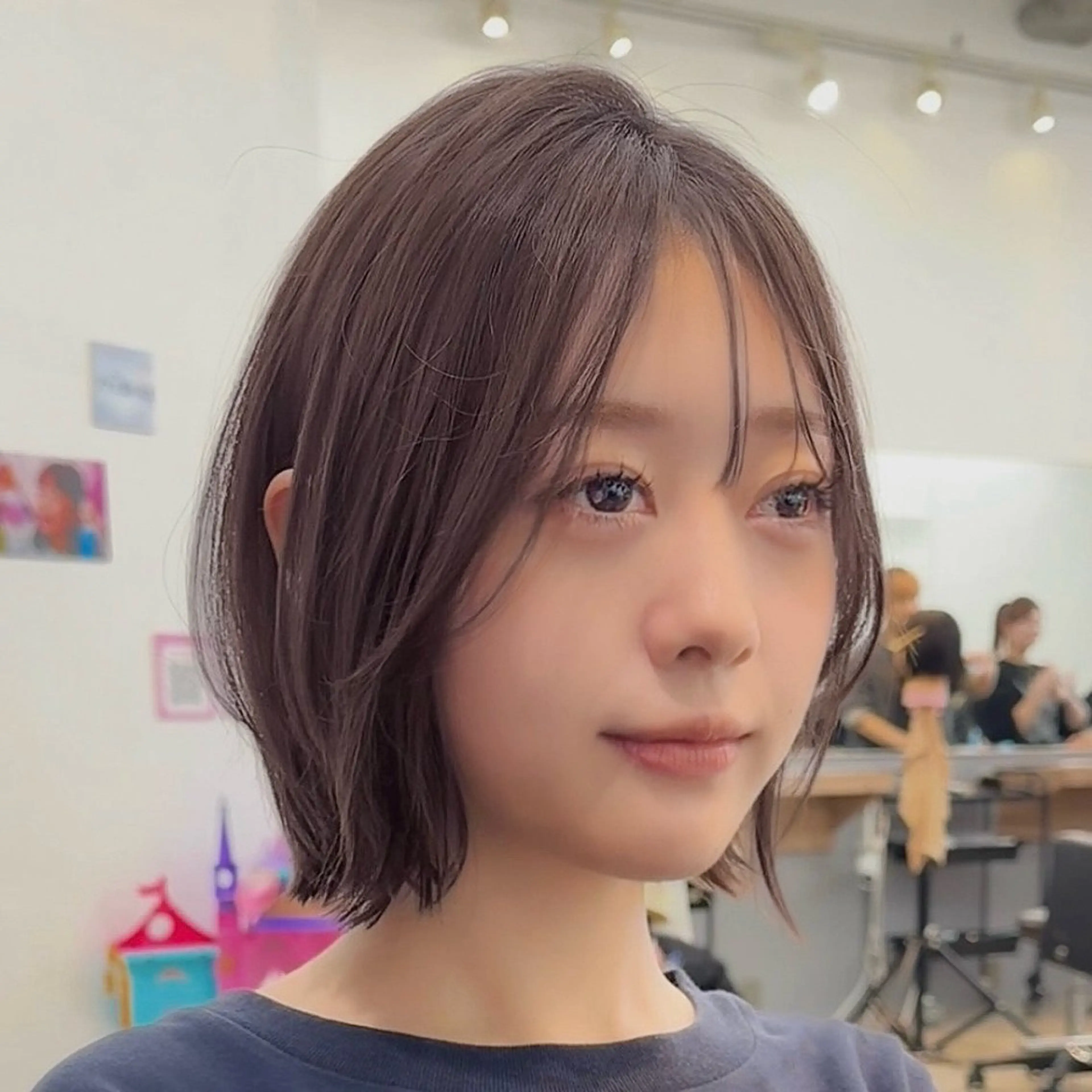 ショート カラー レイヤーカット 柔らかいレイヤー🌿 大人ヘア/みっきーのヘアスタイル