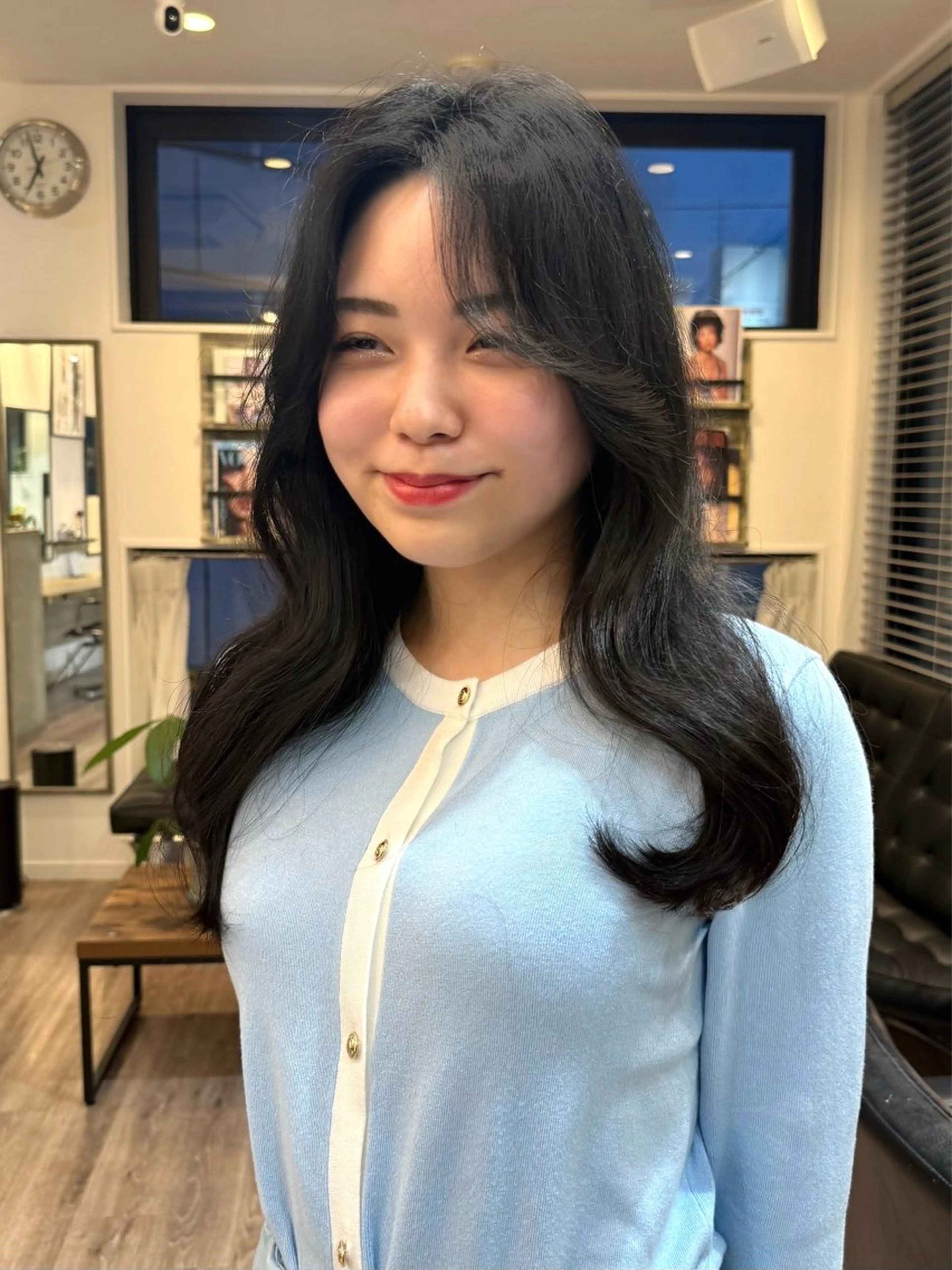 ロング Minami Yuiのヘアスタイル