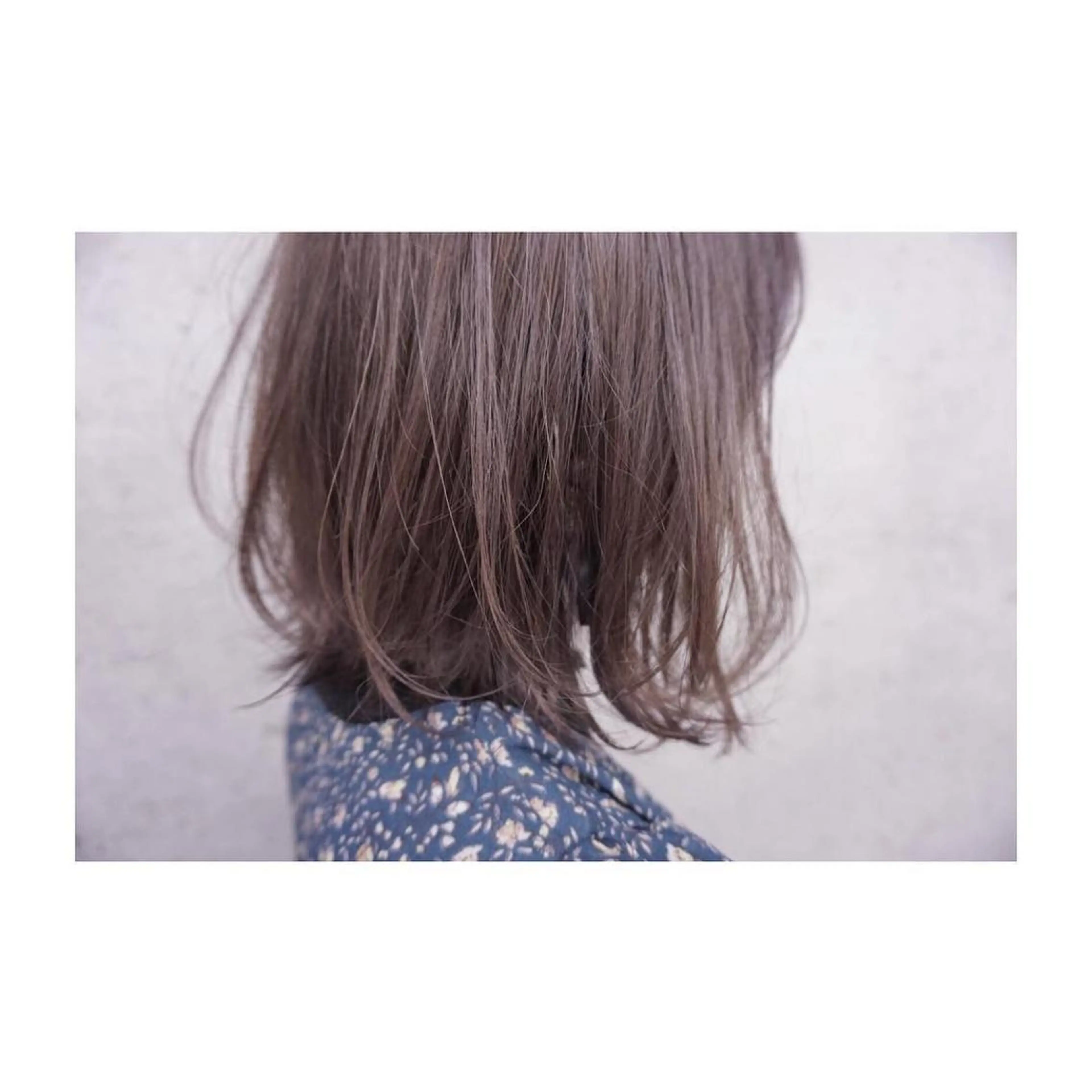 ミディアム カラー ブリーチ グレージュ イルミナカラー 長井 徹行のヘアスタイル