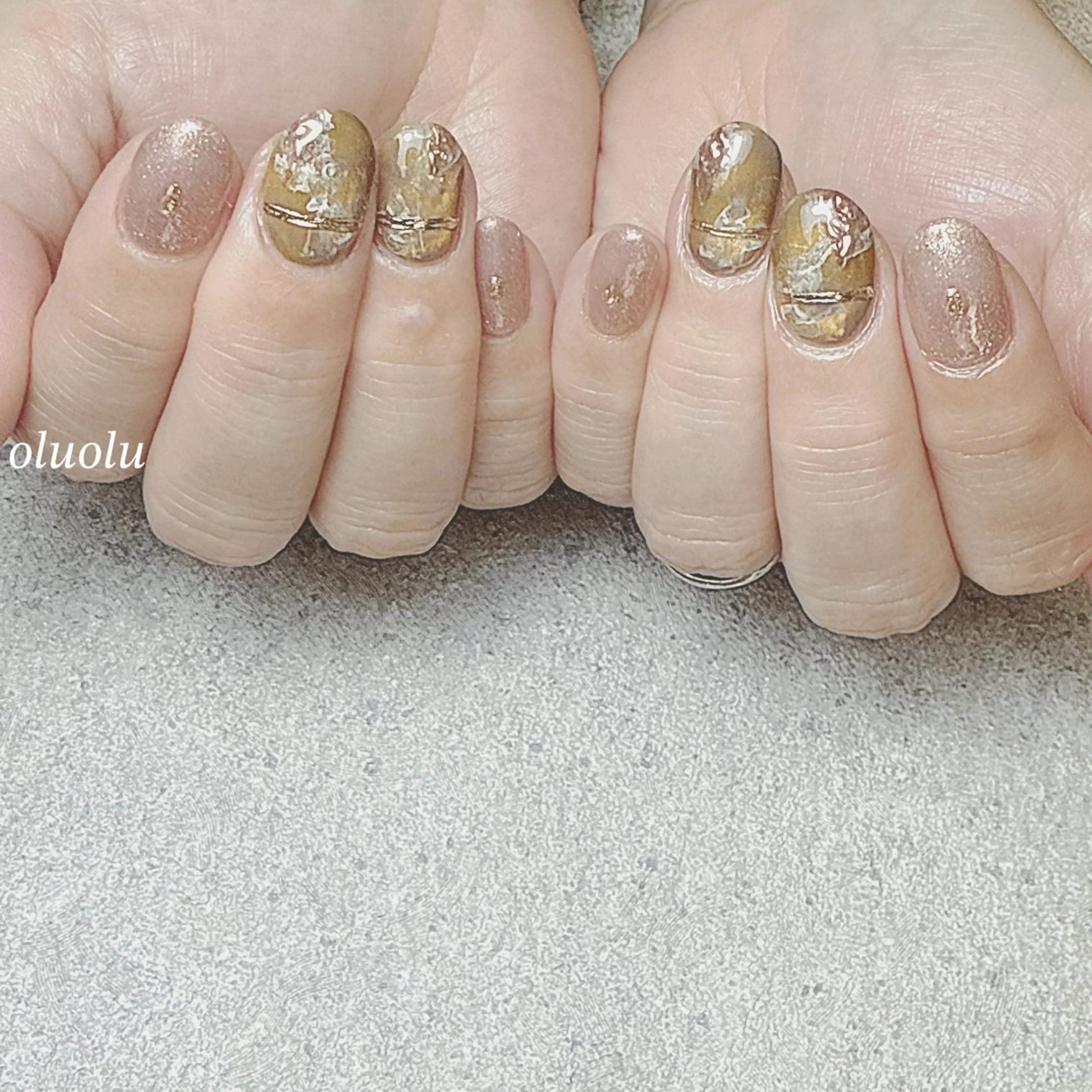 ネイル アートネイル マグネットネイル ミラーネイル ニュアンスネイル 大村 紬華のネイルデザイン