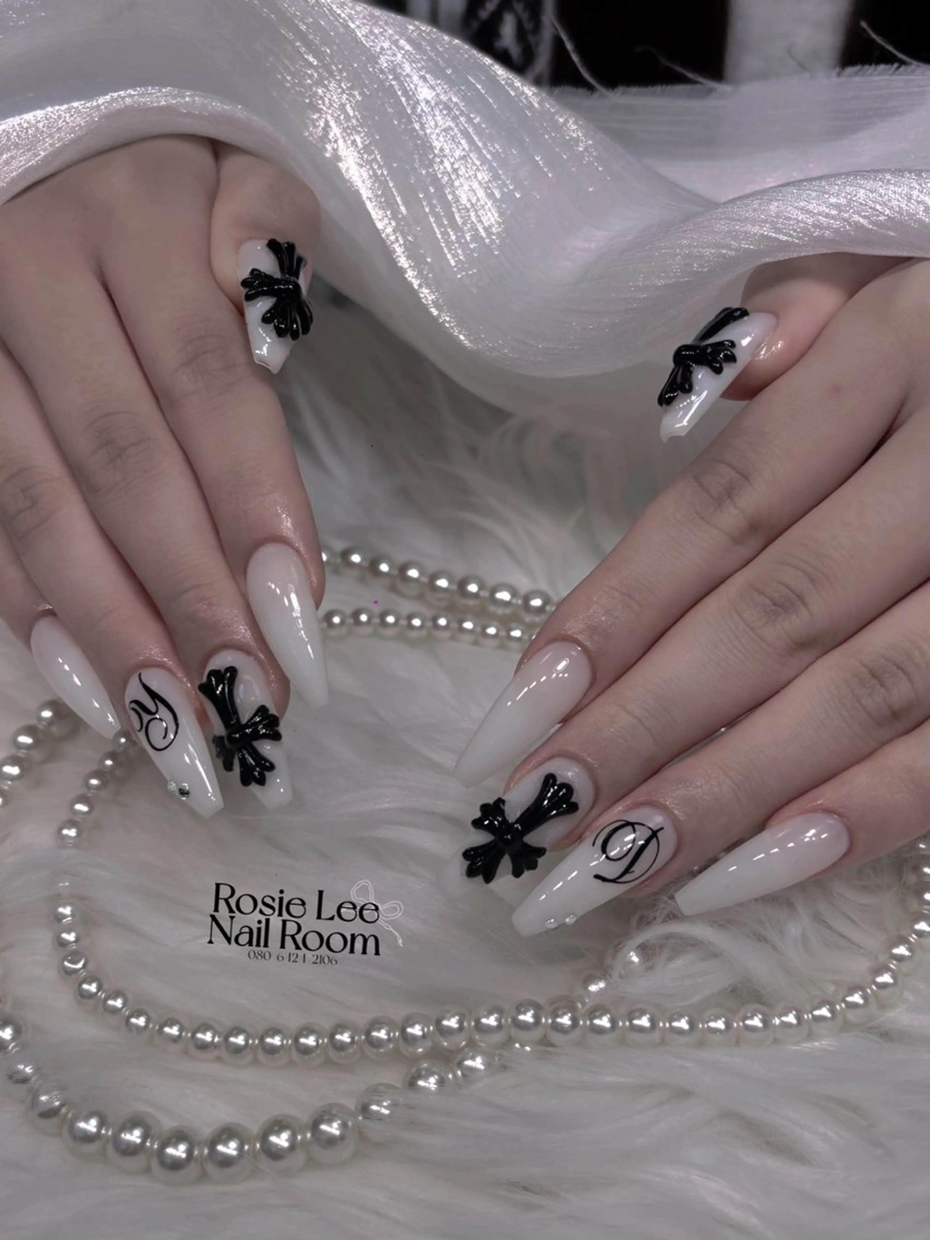 ネイル ROSIE LEEのネイルデザイン