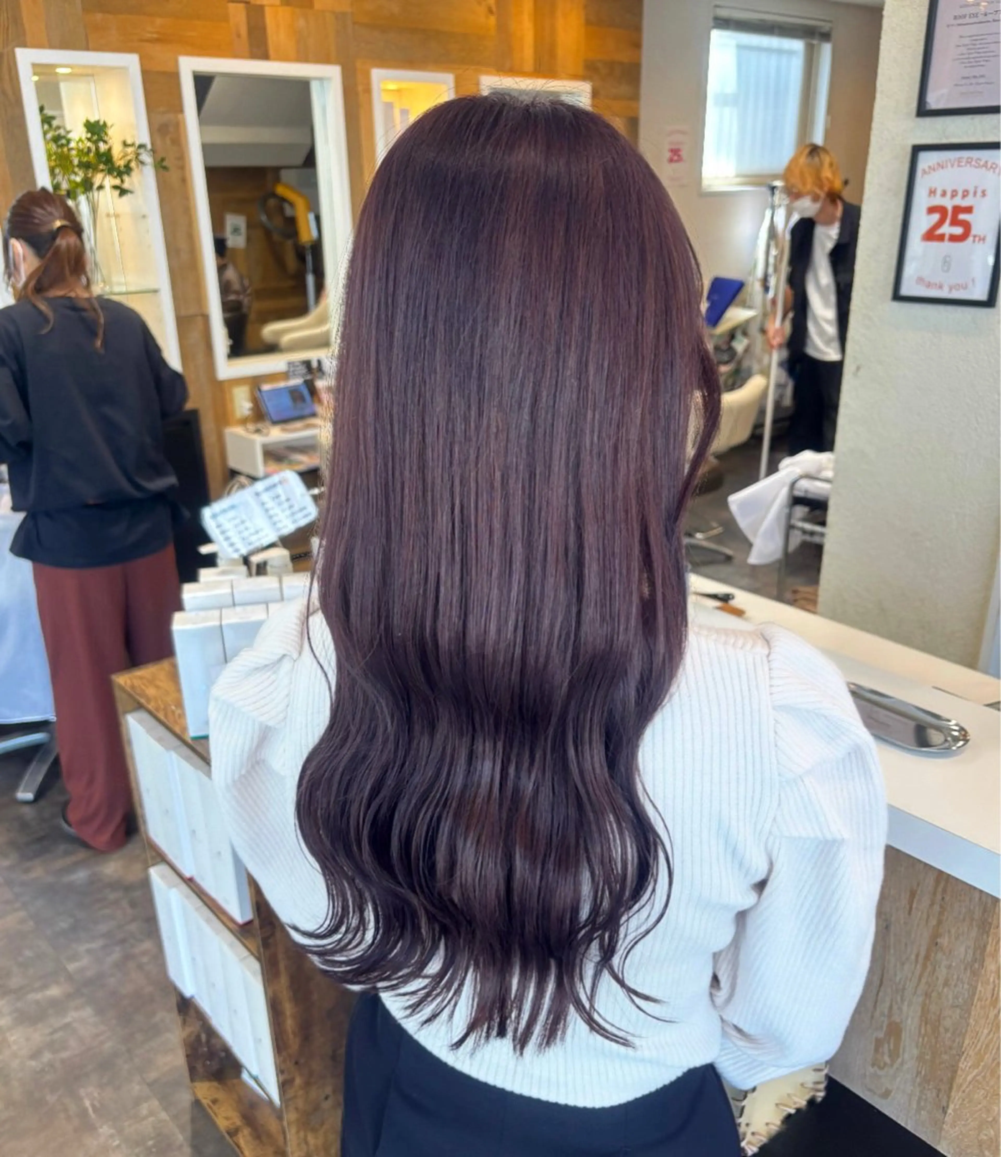 カラー ブリーチ 藤原 梨夢のヘアスタイル