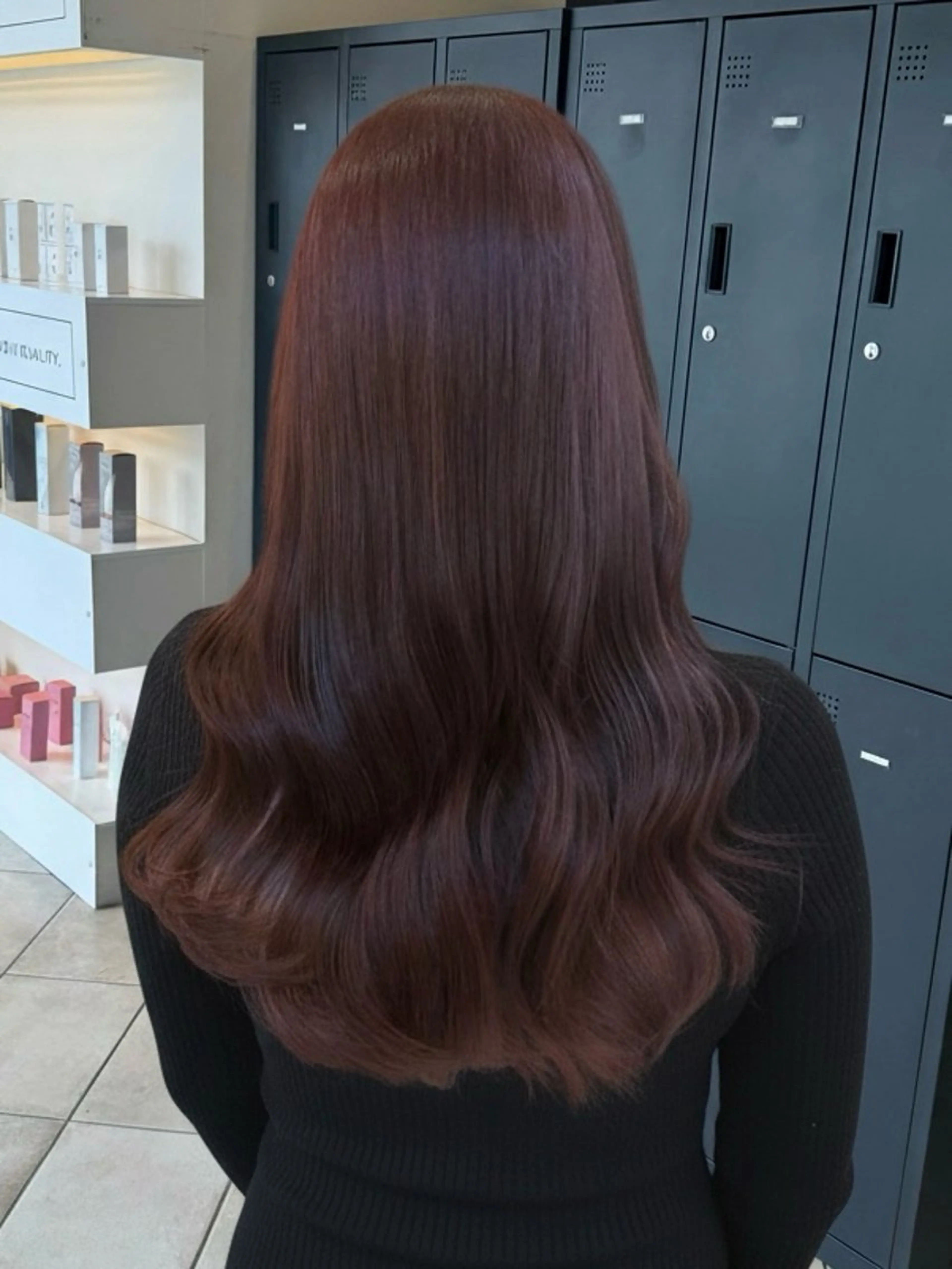 カラー カット ヘアカラー パーマ 縮毛矯正 トリートメント ヘッドスパ 艶髪レイヤーの王 また復活の大澤竜馬のヘアスタイル