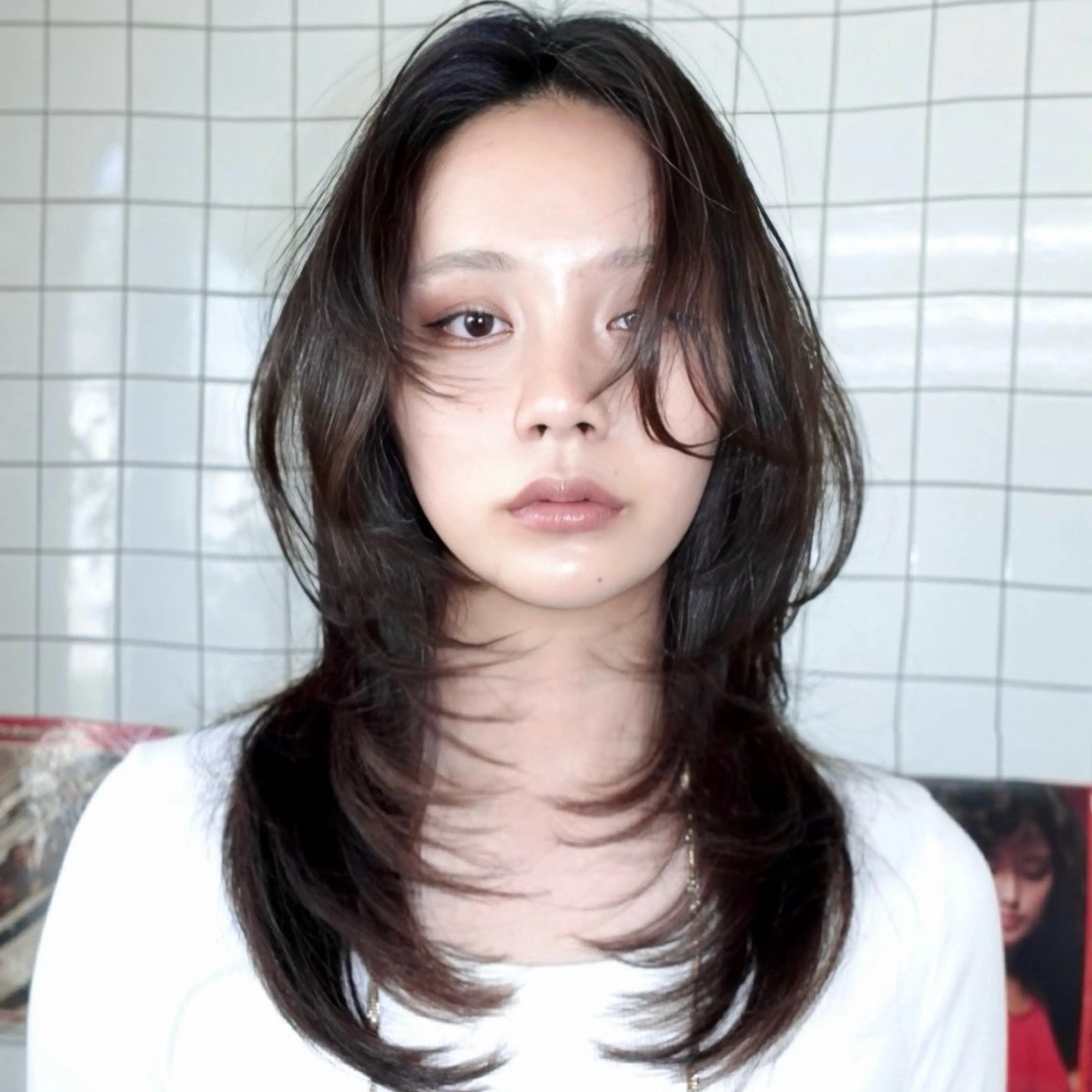 セミロング カラー 黒髪 ブラウンカラー 透明感カラー 顔周りカット ハッシュカット カット ヘアカラー トリートメント momo もものヘアスタイル