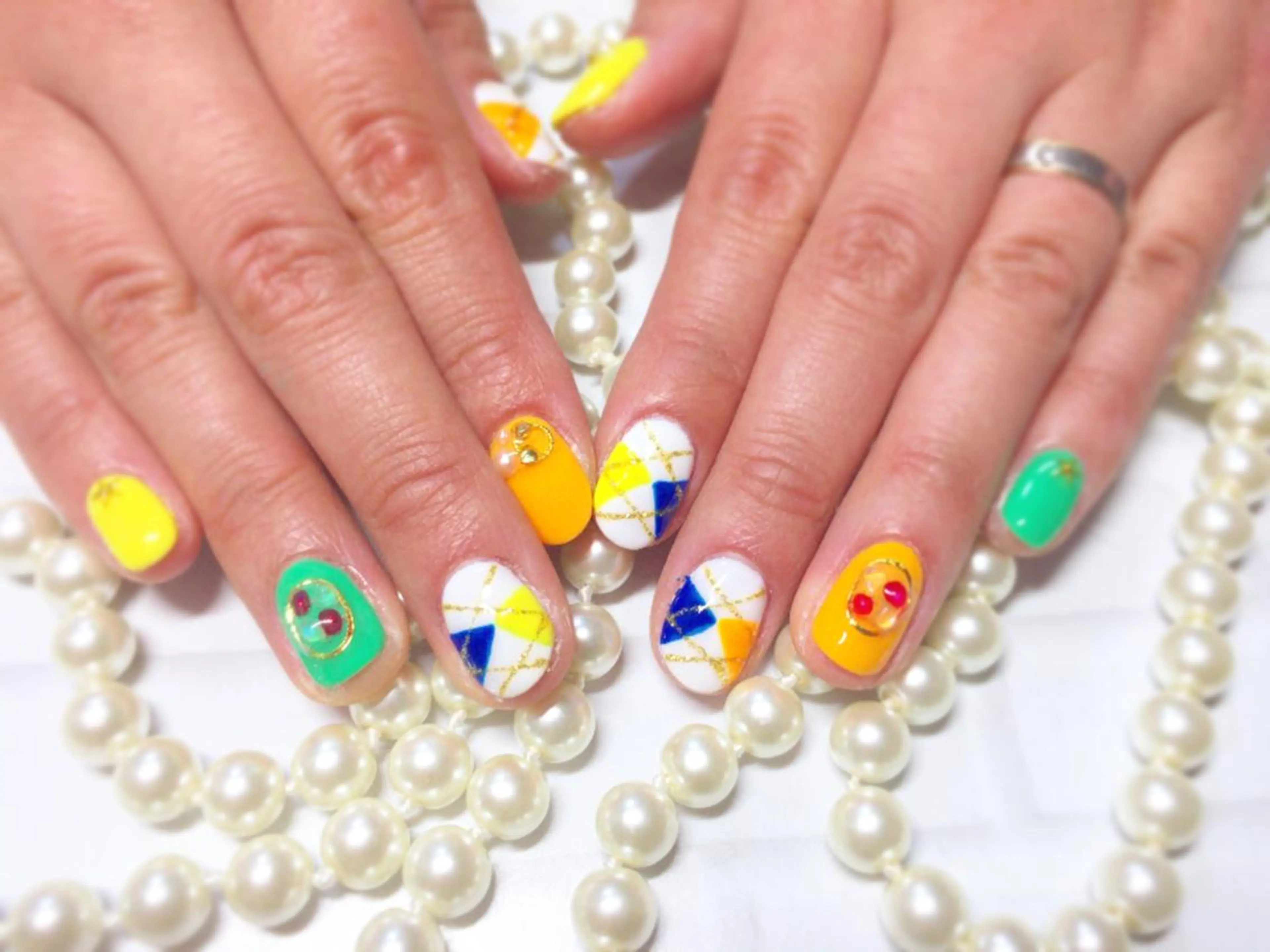 ネイル ハンドネイル ハンドケア ネイル･脱毛サロン HARRYSのエステ・リラクイメージ