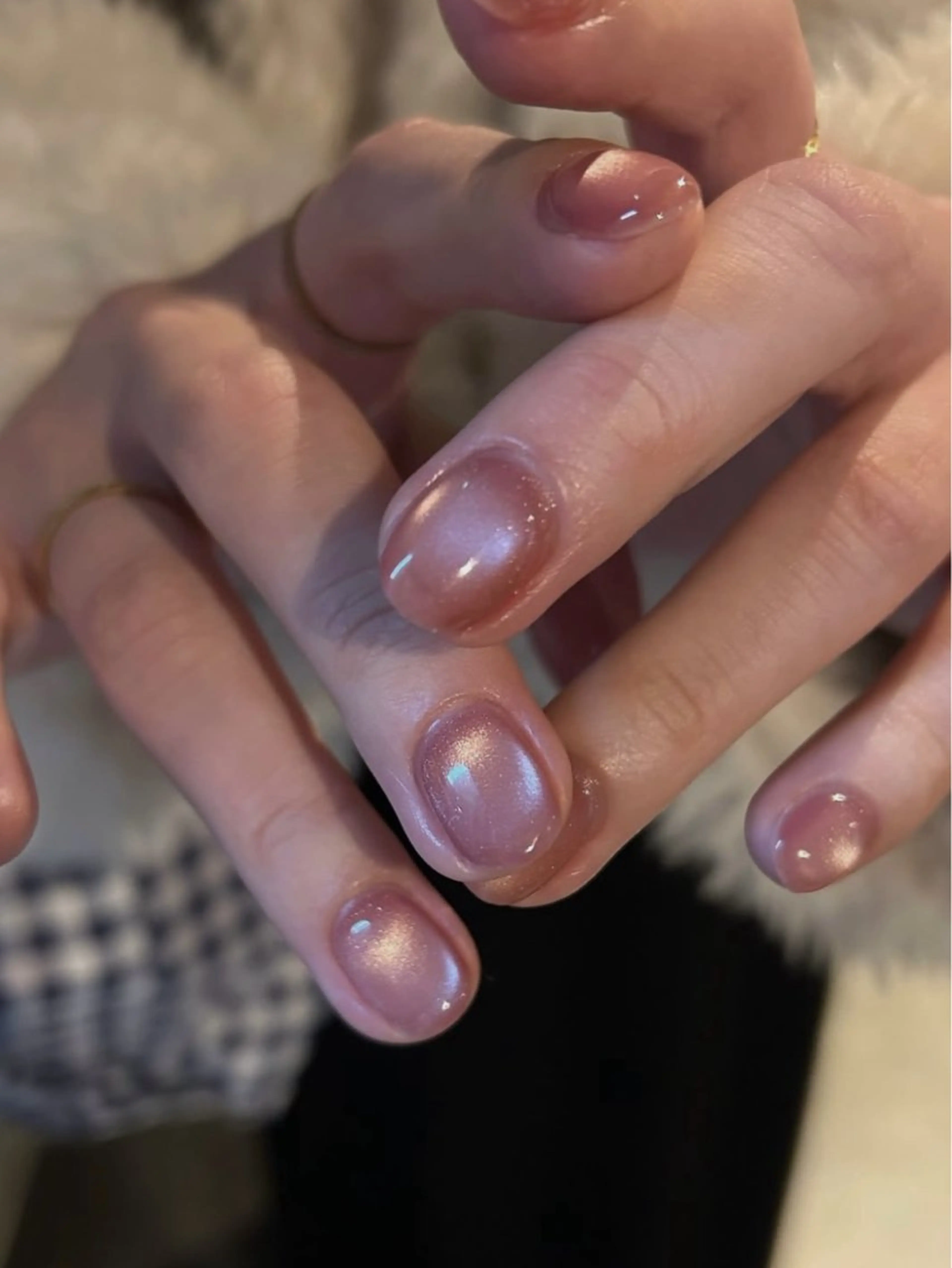 ネイル アートネイル マグネットネイル ニュアンスネイル ぷっくりネイル talo .のネイルデザイン