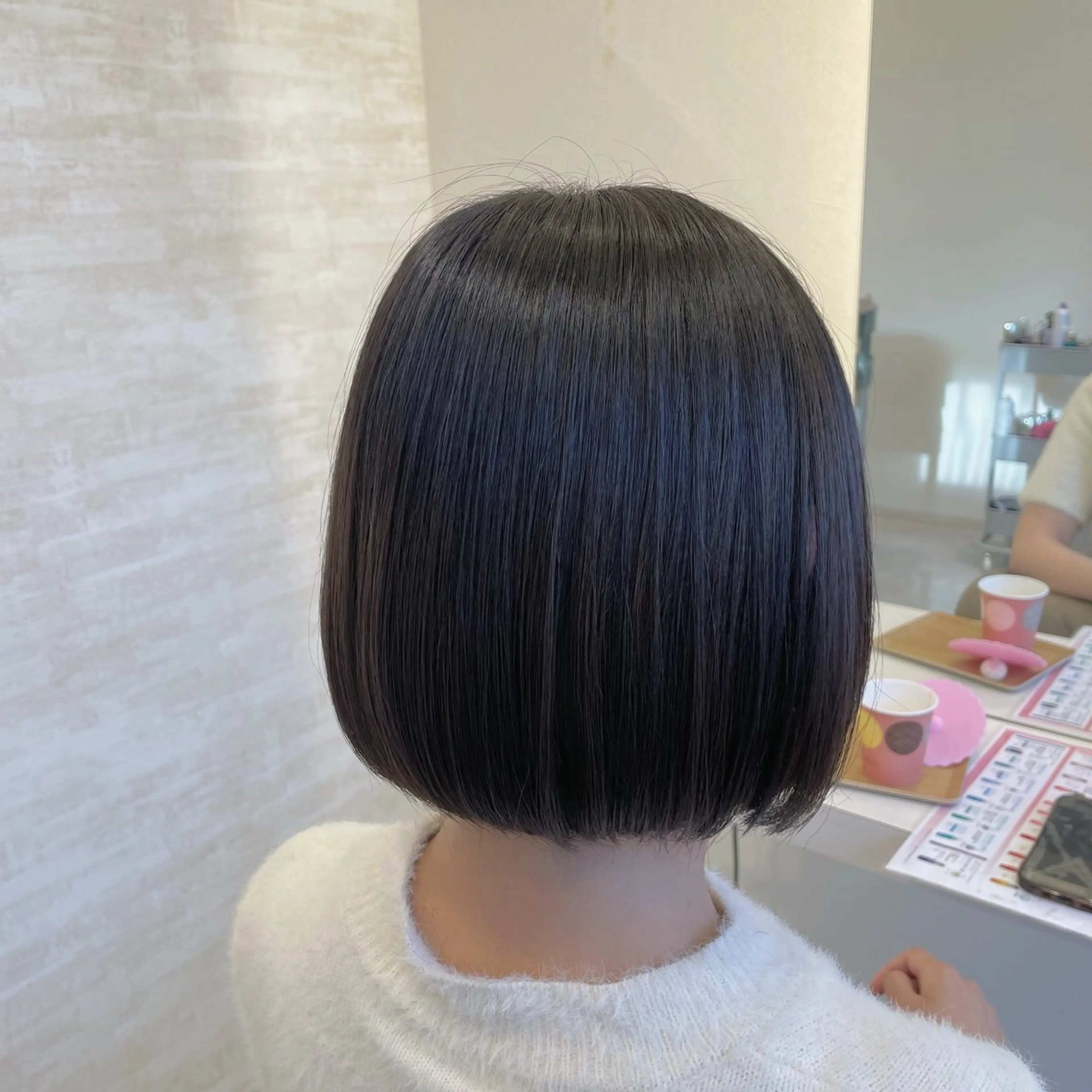 ショート カラー 前下がりボブ アッシュ アッシュグレー ボブ カット ヘアカラー トリートメント 髪質改善&ヘアケア /菊池琉那のヘアスタイル