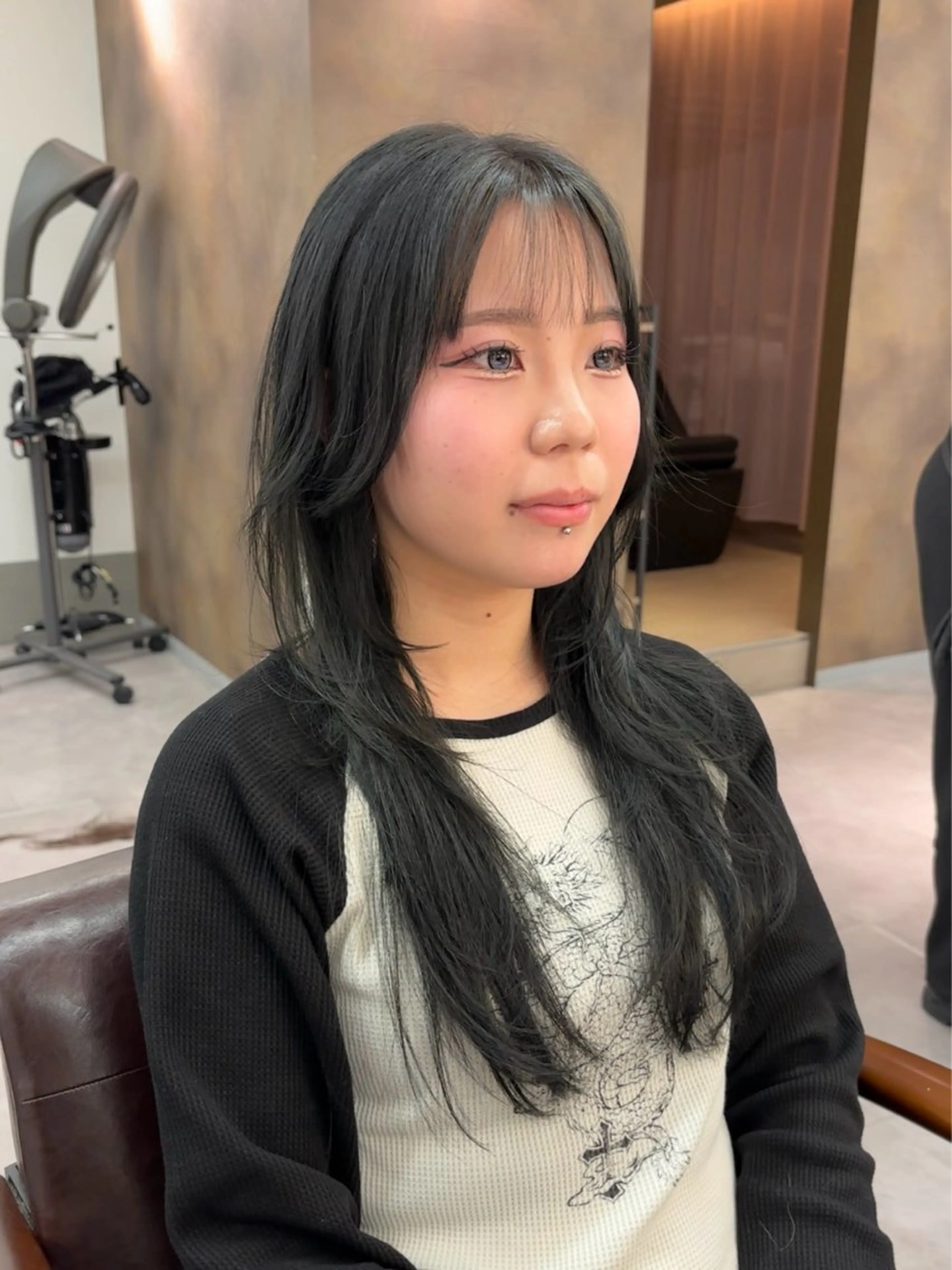 ロング カラー ハッシュカット 小顔カット カット ヘアカラー トリートメント 大谷 拓夢のヘアスタイル