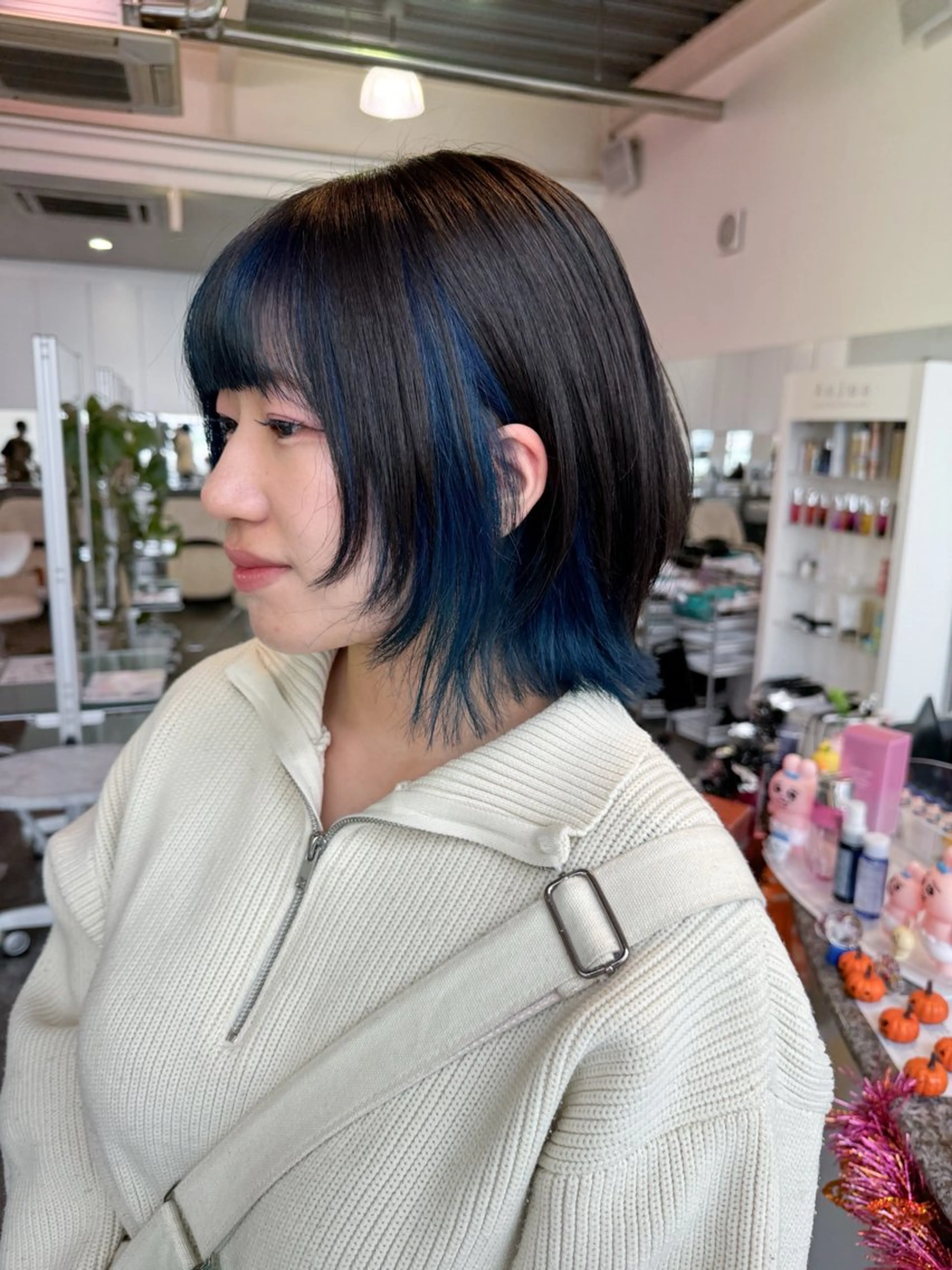 ショート カラー レイヤーカット 🫧ヒシダアキ taboo.i🫧のヘアスタイル