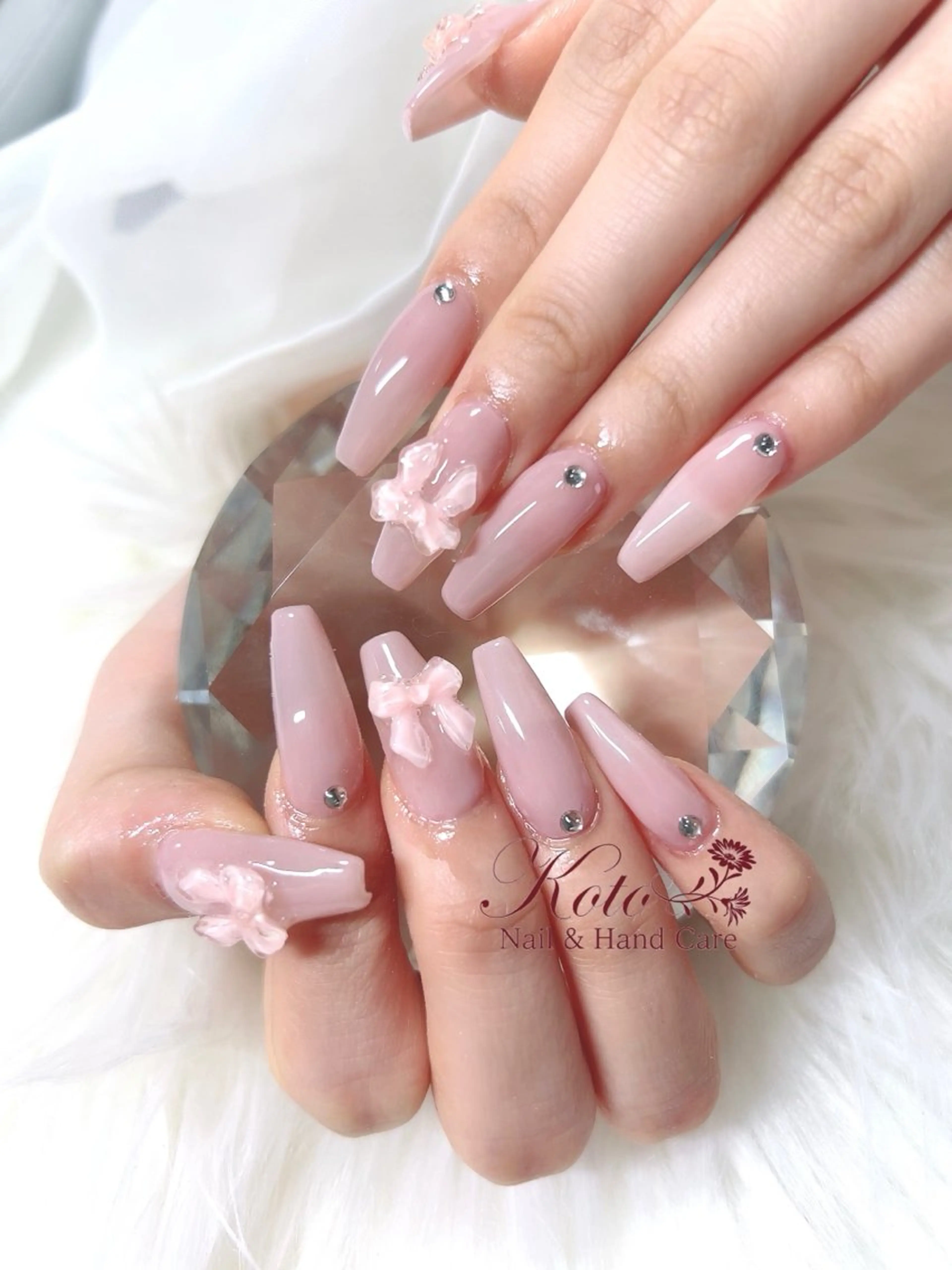 ネイル 長さ出し ジェルネイル 持ち込み ニュアンスネイル 赤色 ハンドネイル Nail Salon KOTOのネイルデザイン