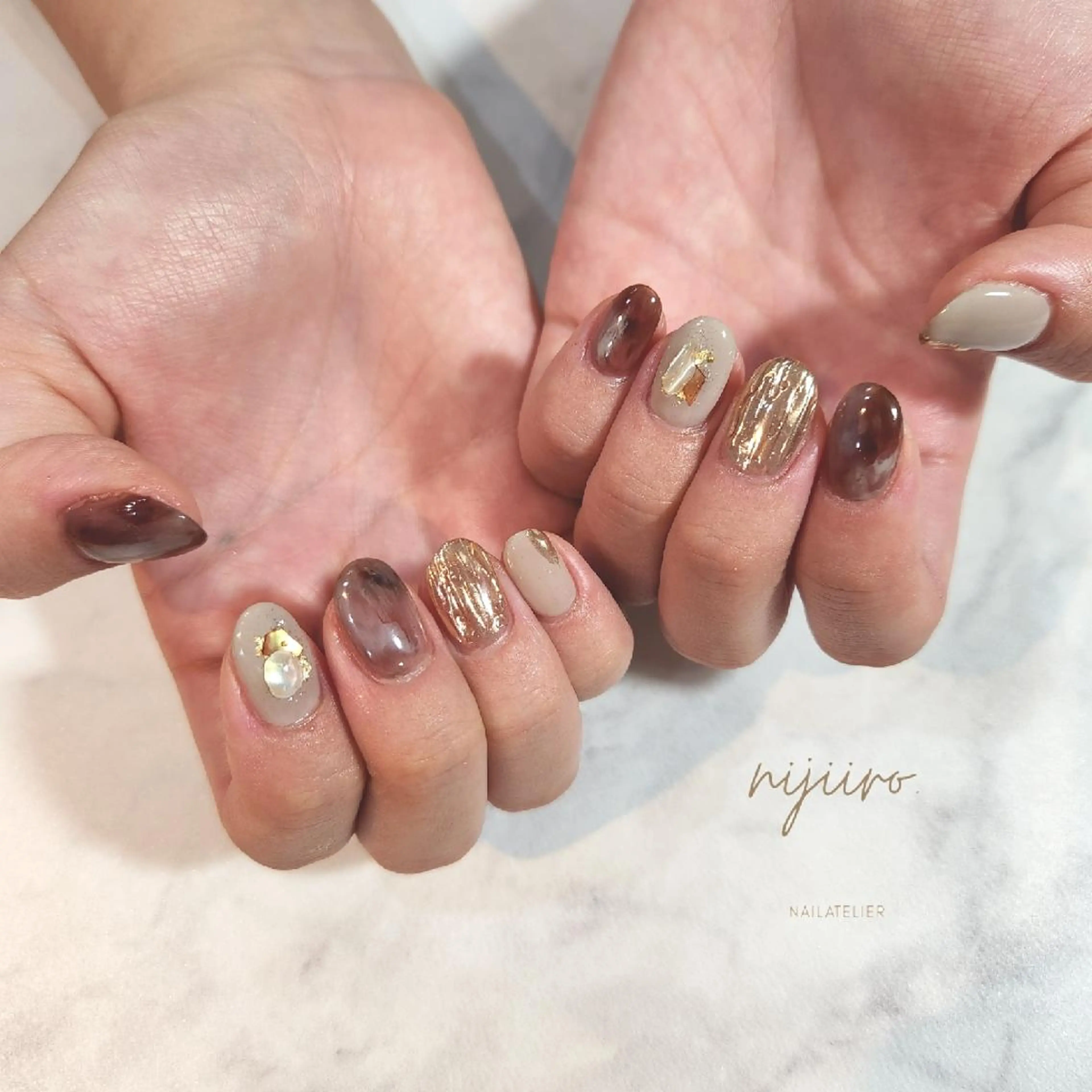 ネイル ハンドネイル nijiiro🌈 サトウのネイルデザイン