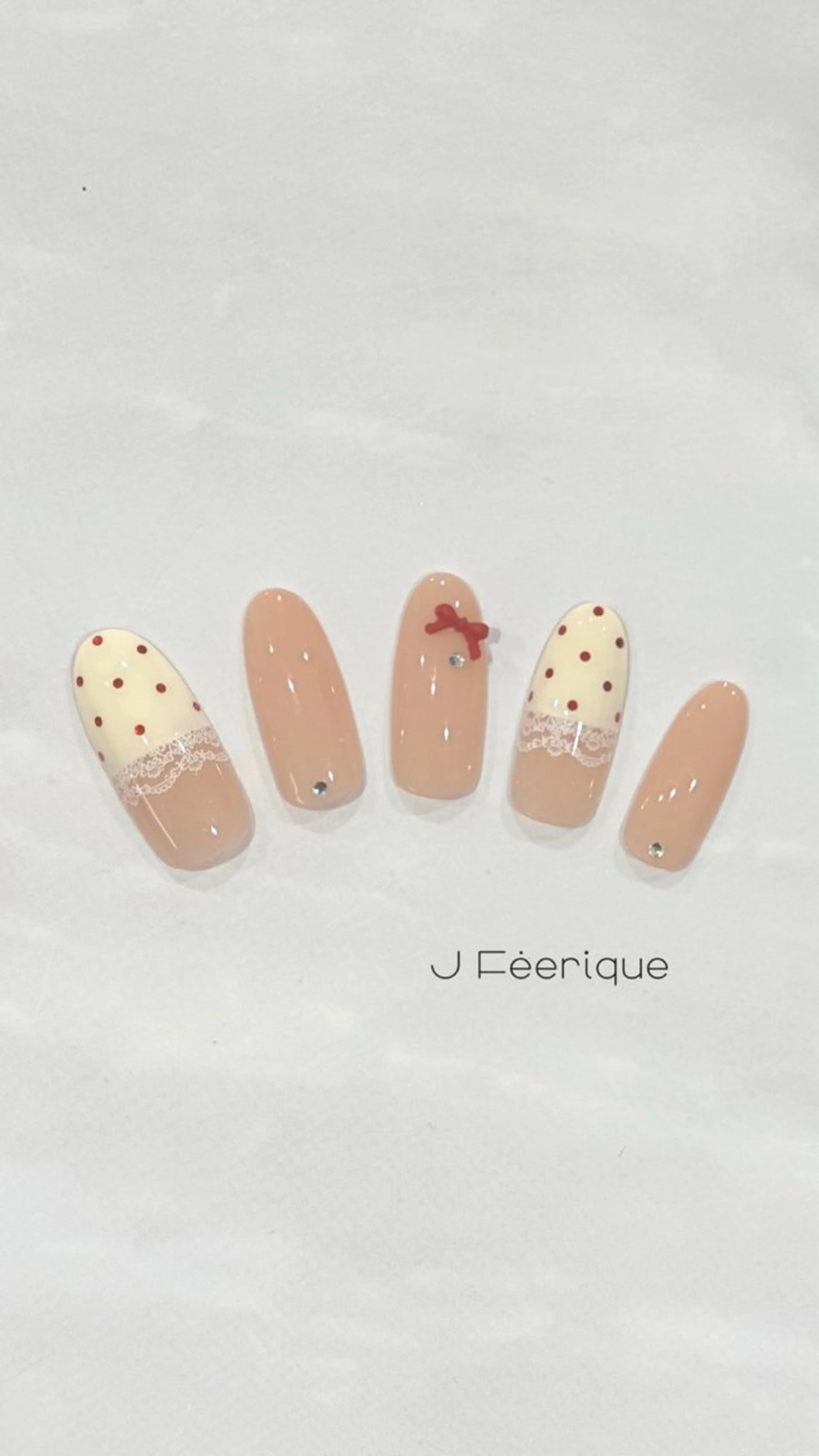 ネイル ドット ガーリー レース ハンドネイル ハンドケア Shiho 南森町/ネイルのネイルデザイン