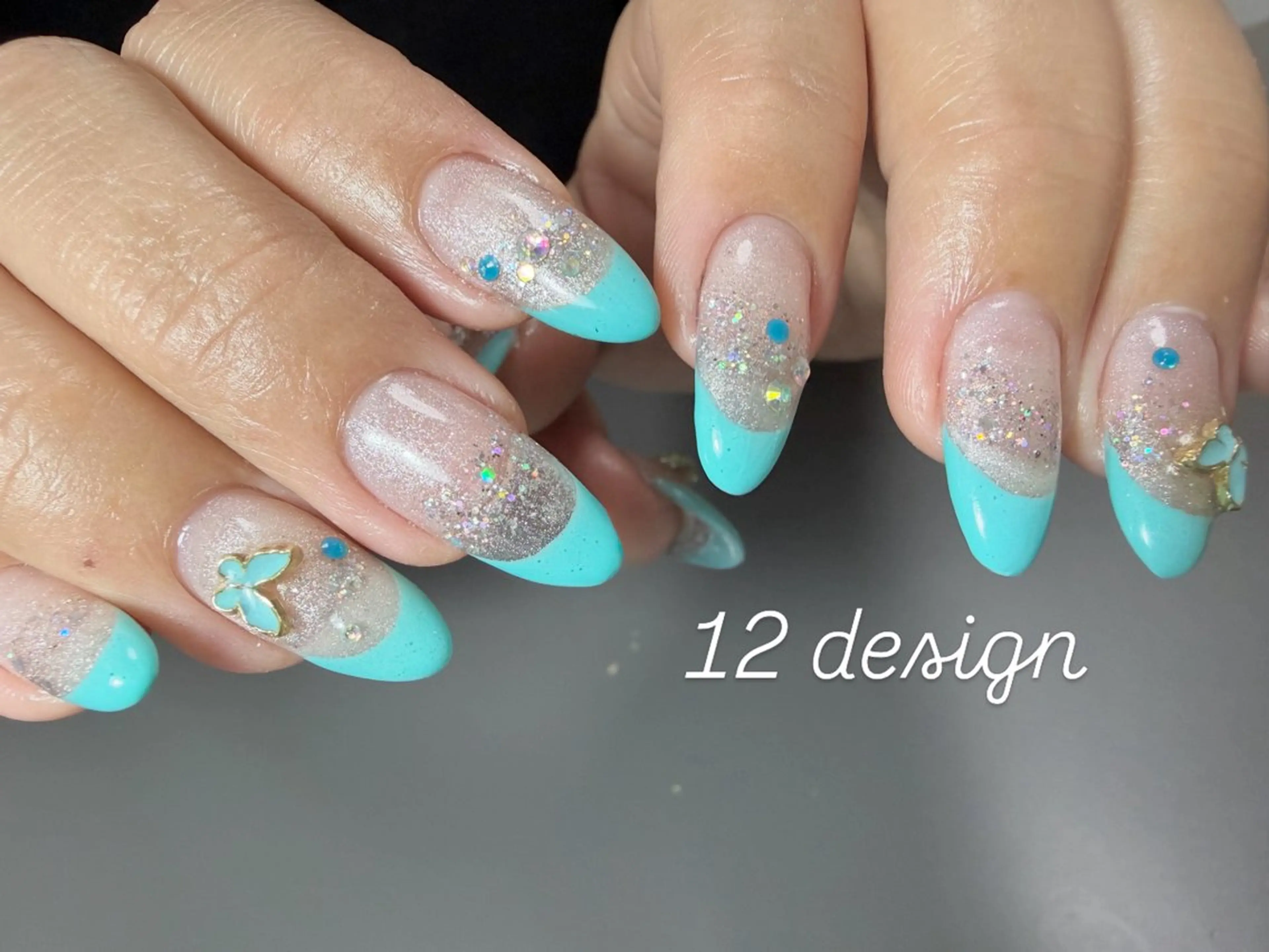 ネイル 12 designのネイルデザイン