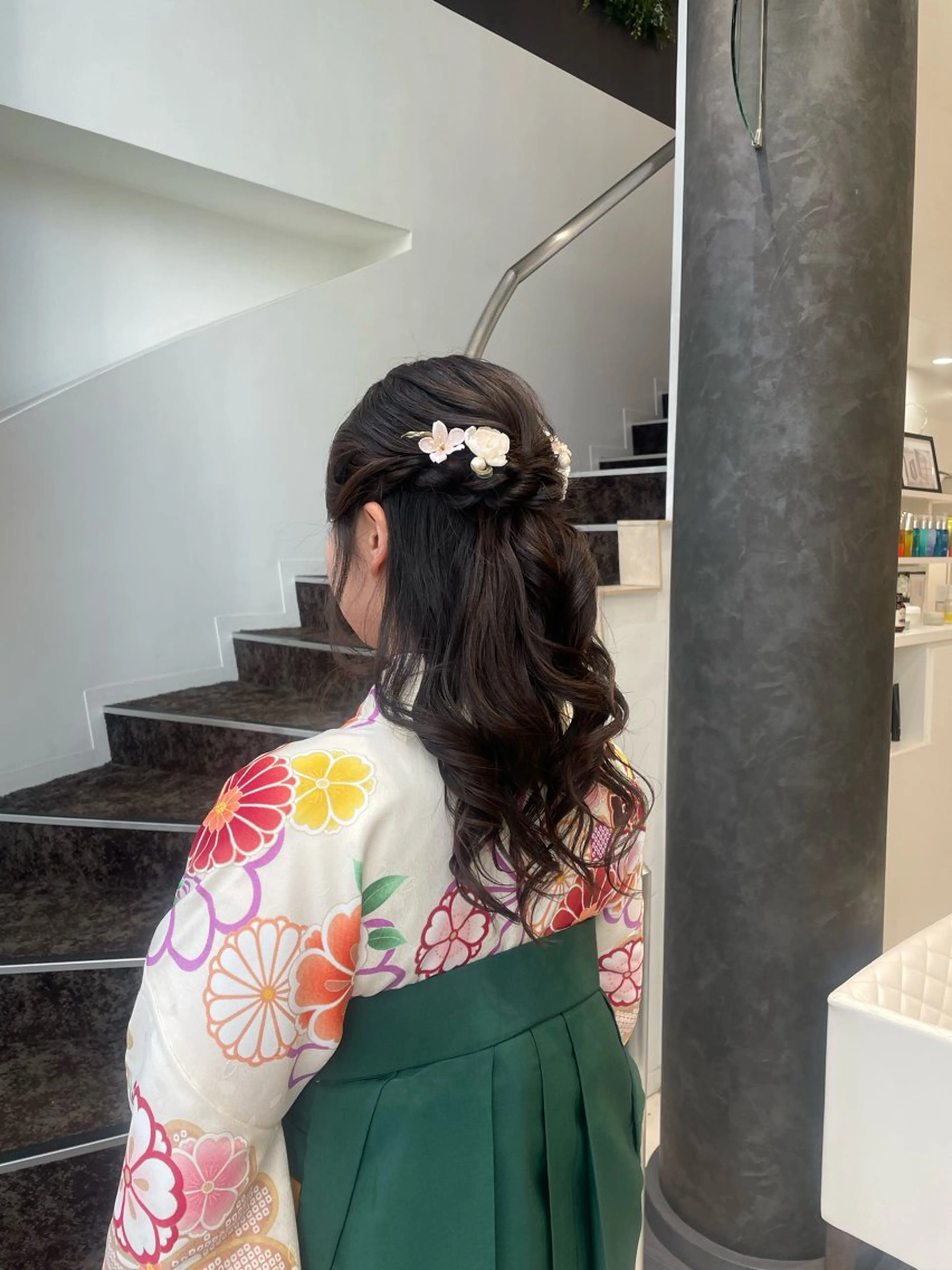 ロング ヘアアレンジ BiBi 藪 菜月のヘアスタイル