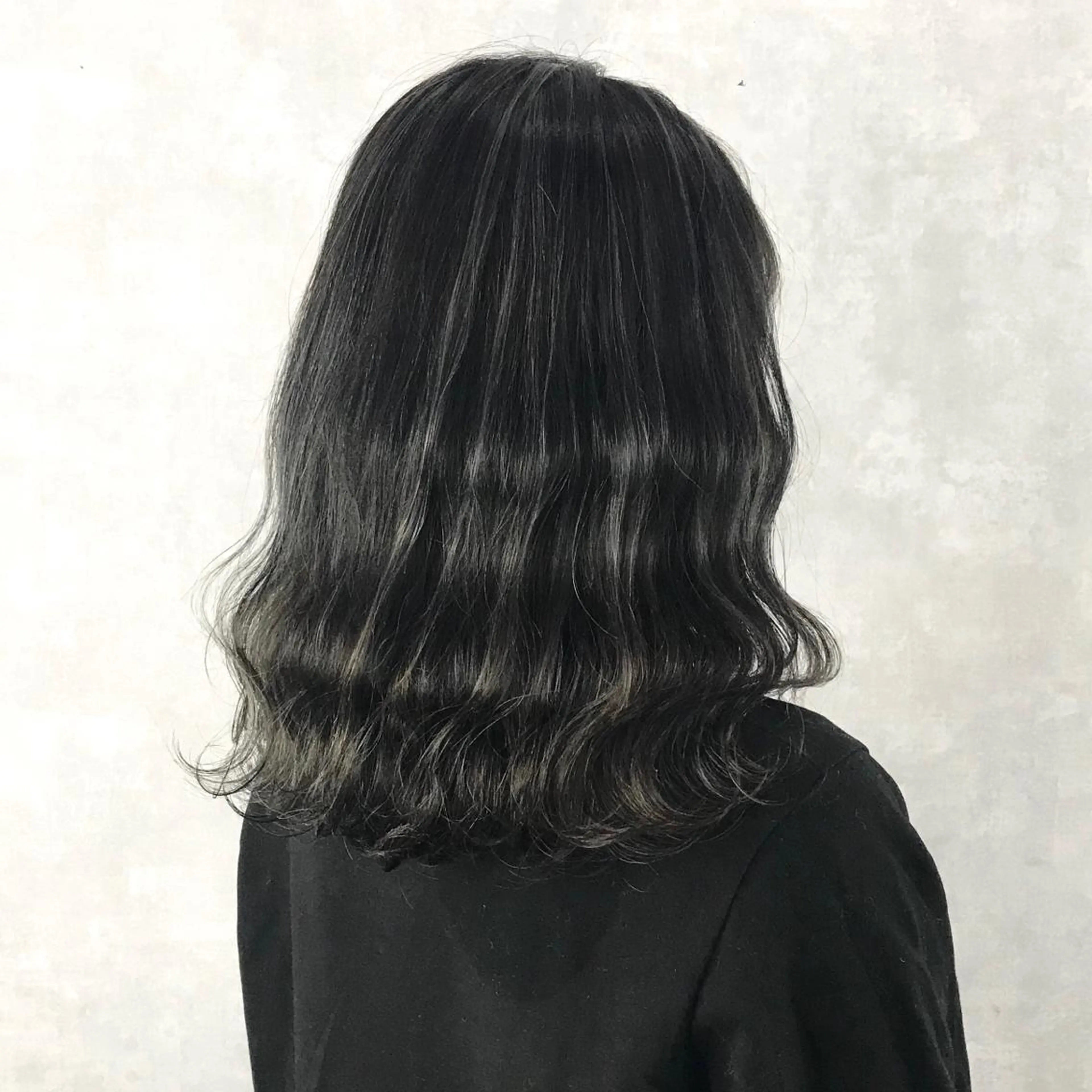 ミディアム カラー ハイライトカラー ハイライト タンバルモリ ヨシンモリ ムルギョル巻き K-POP好き美容師 🇰🇷Kai.Yのヘアスタイル