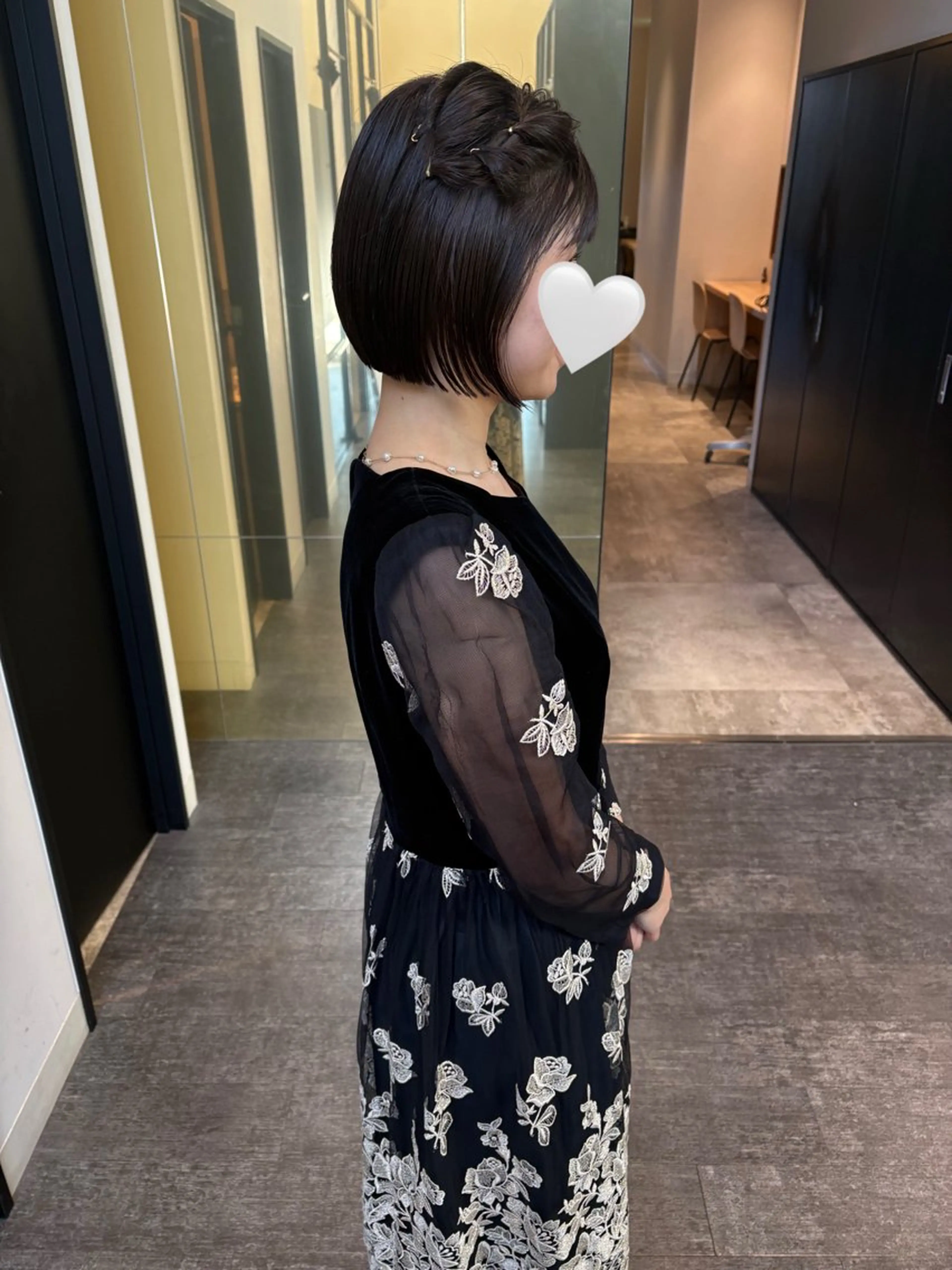 ショート ヘアアレンジ 結婚式・ブライダル ヘアセット mao | 柔らか艶カラー🫧のヘアスタイル