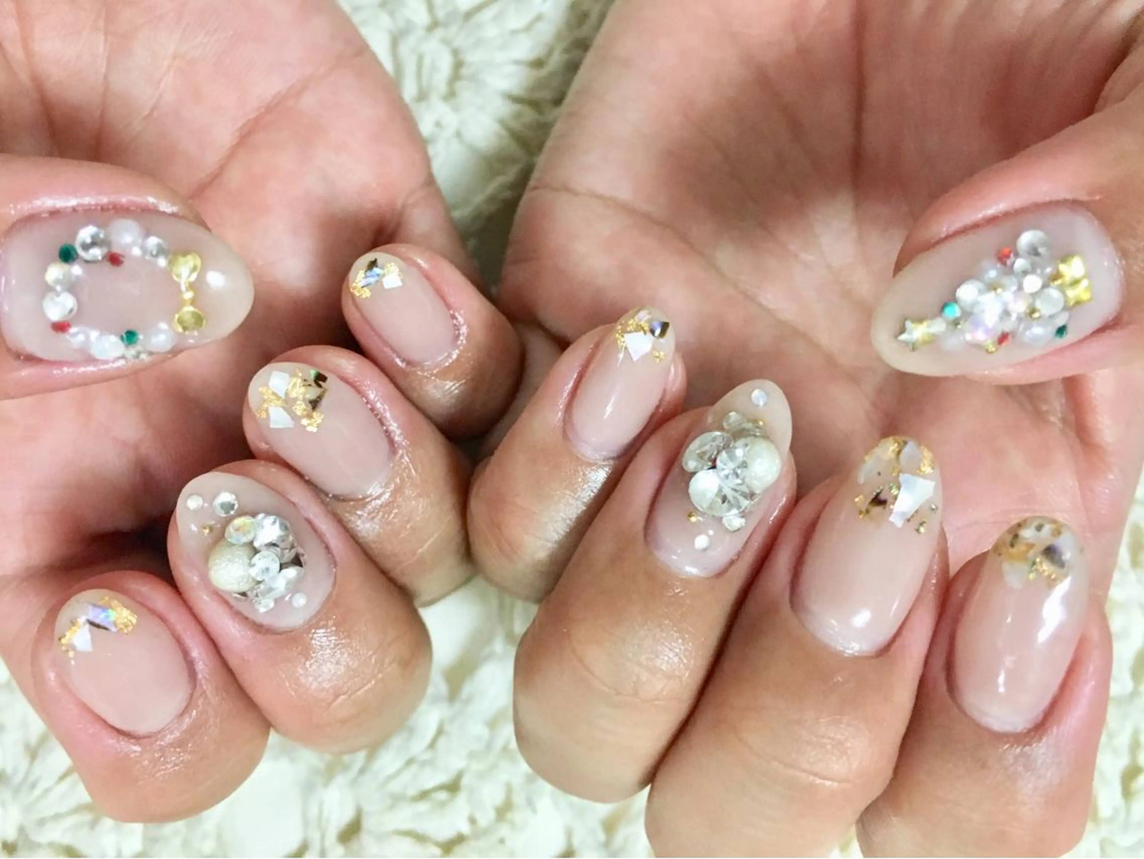 ネイル ストーンネイル KaPílína nail salonのネイルデザイン