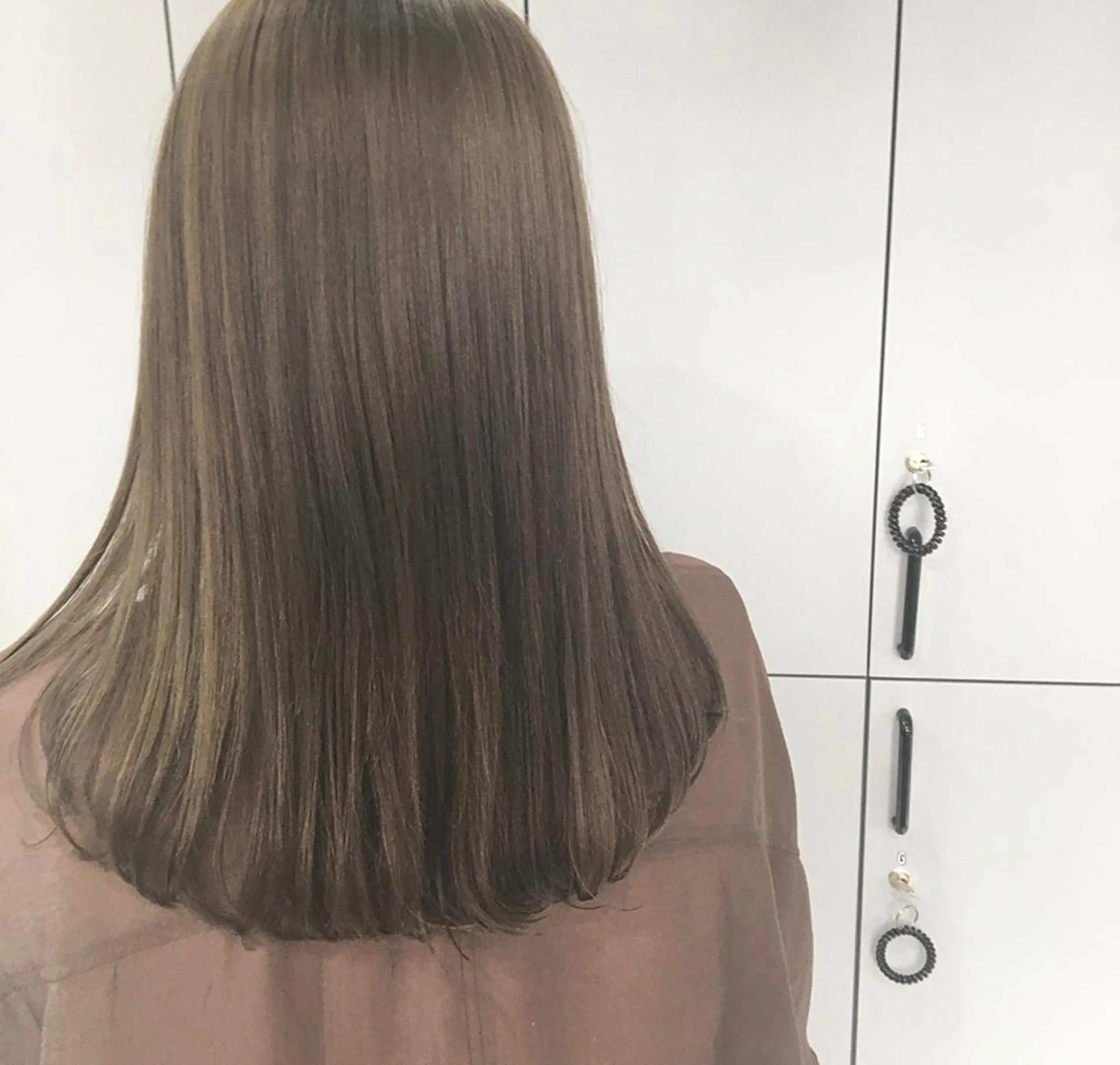 ロング カラー ベージュカラー 縮毛矯正 狩野 羅夢のヘアスタイル