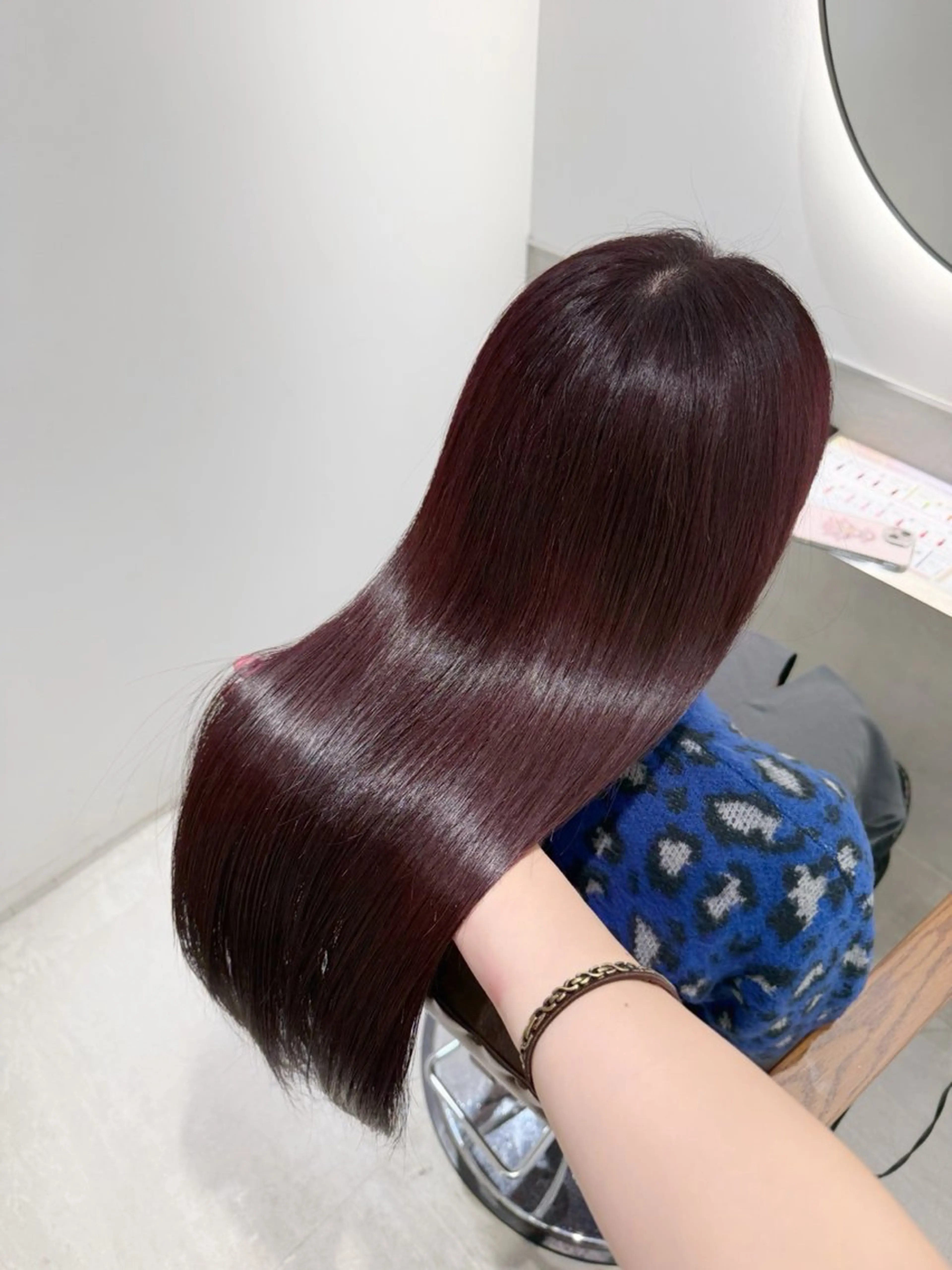 ロング レッドブラウン 髪質改善 トリートメント カット ヘアカラー トリートメント 艶髪カラー🫧 髪質改善🪽萩原のヘアスタイル