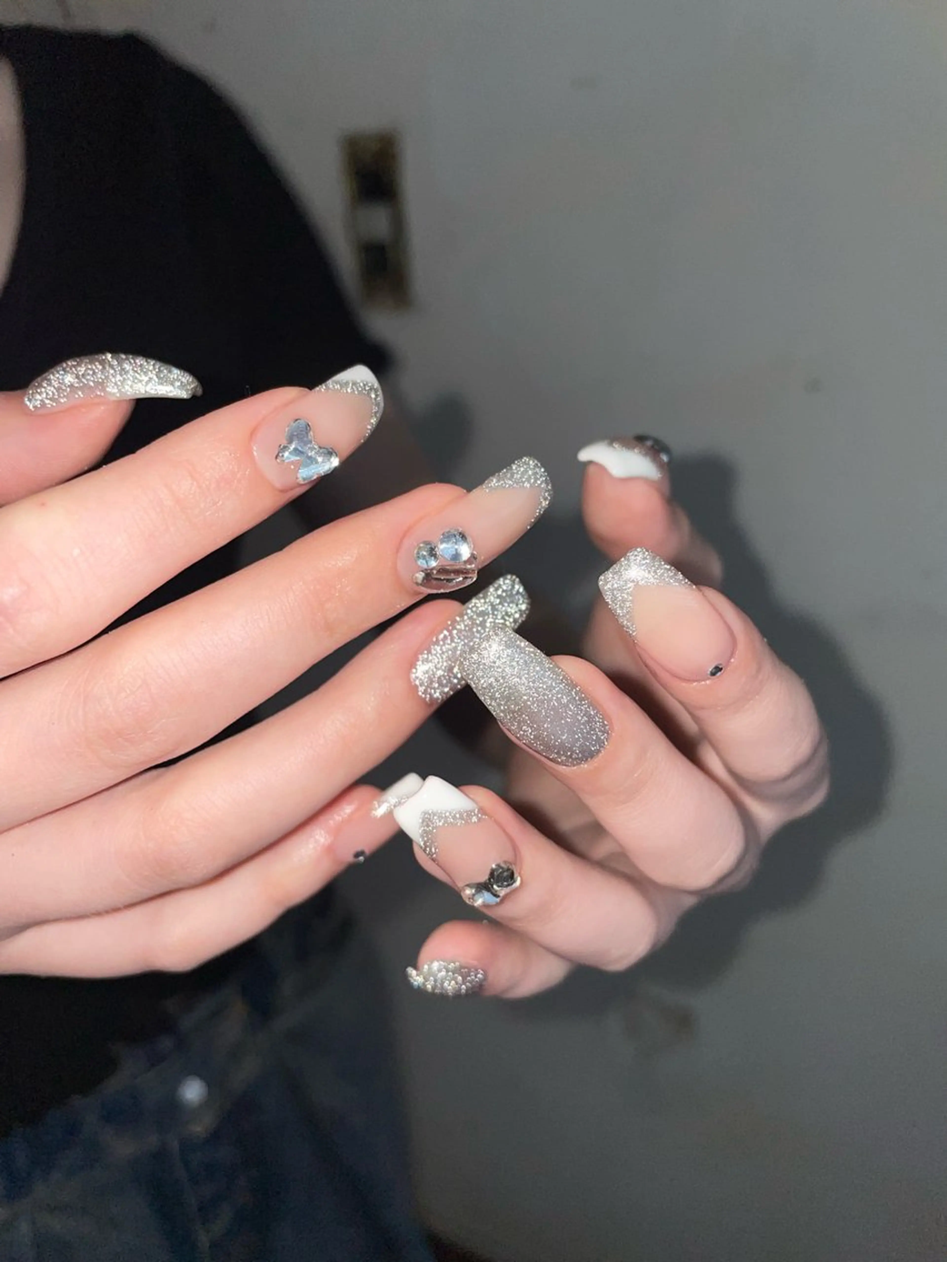 ネイル ハンドネイル shion .のネイルデザイン